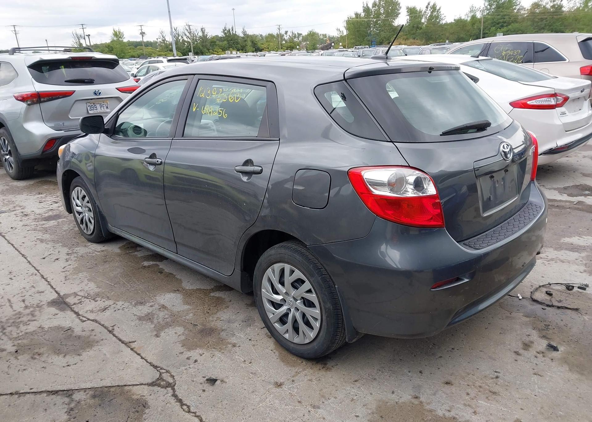 2011 TOYOTA MATRIX