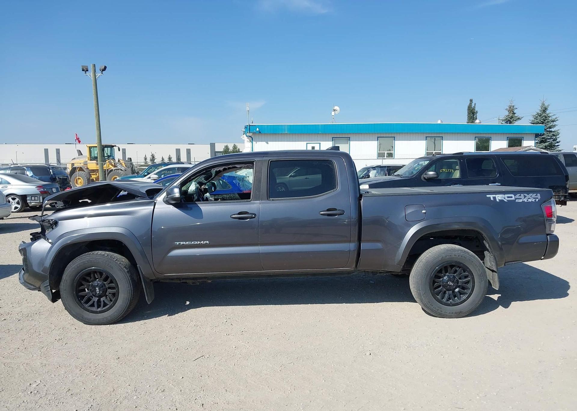 2022 TOYOTA TACOMA DOUBLE CAB