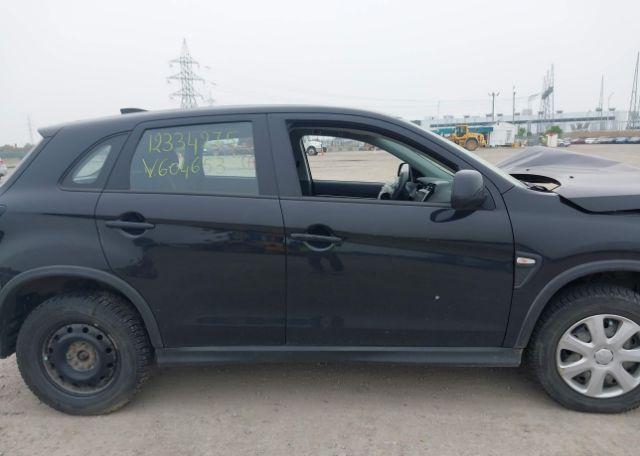 2023 MITSUBISHI RVR ES