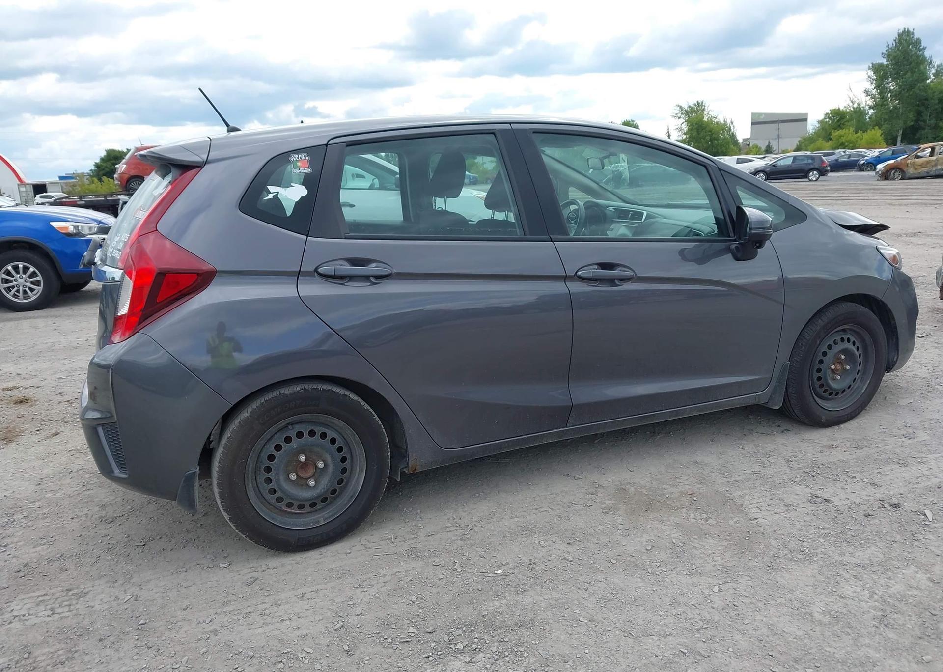 2015 HONDA FIT