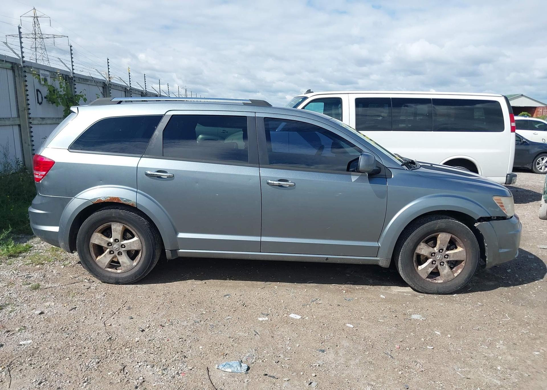 2010 DODGE JOURNEY R