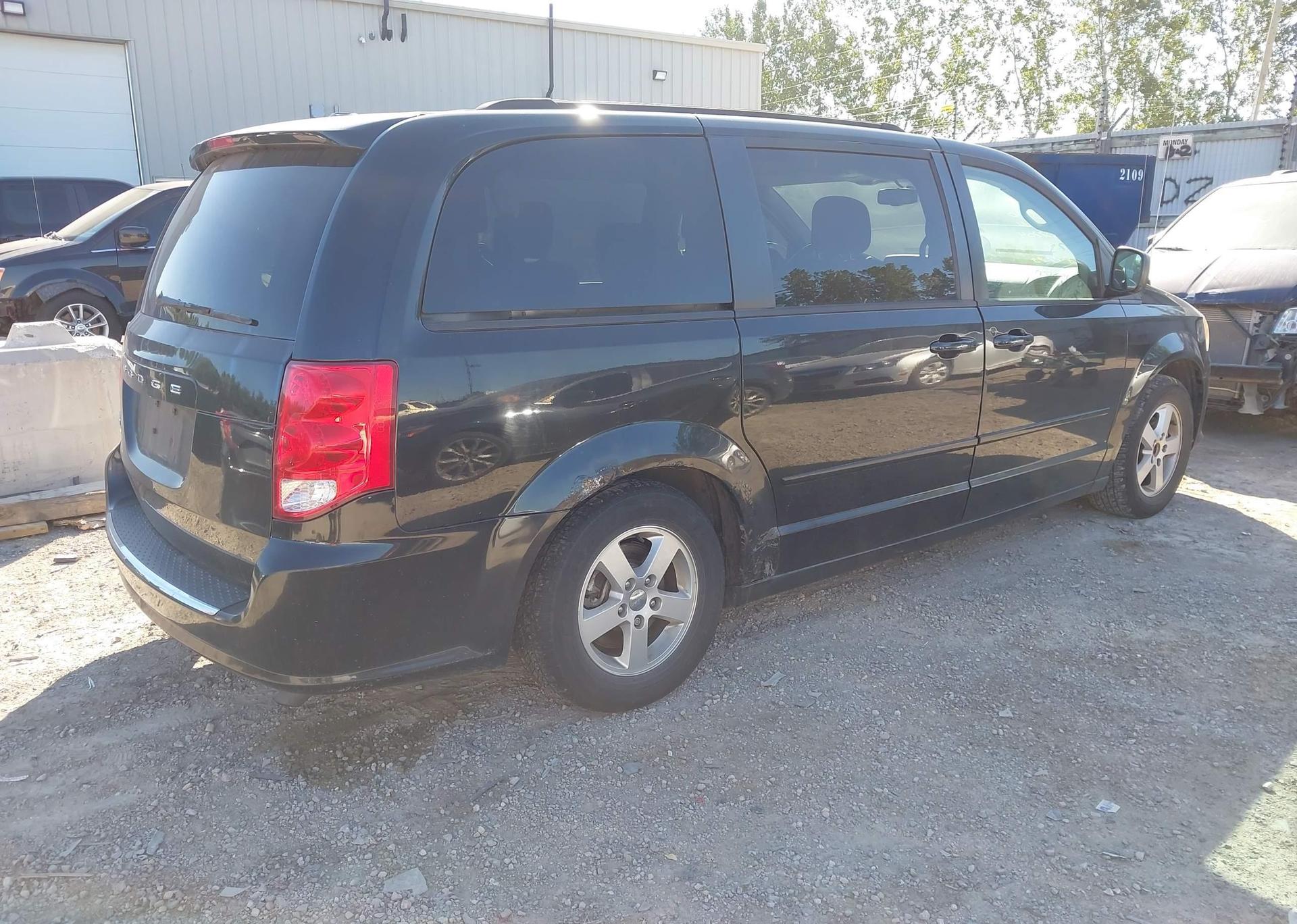 2011 DODGE GRAND CARAVAN