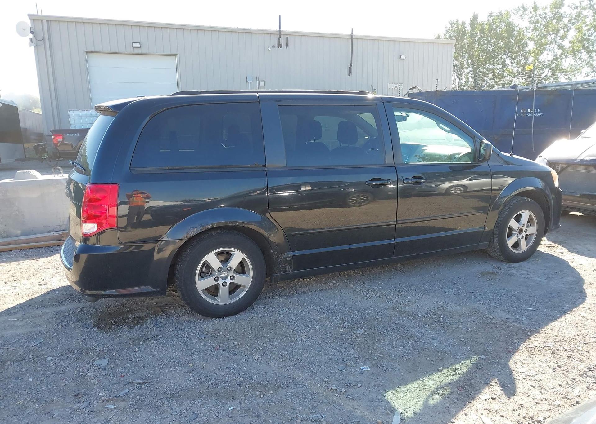 2011 DODGE GRAND CARAVAN