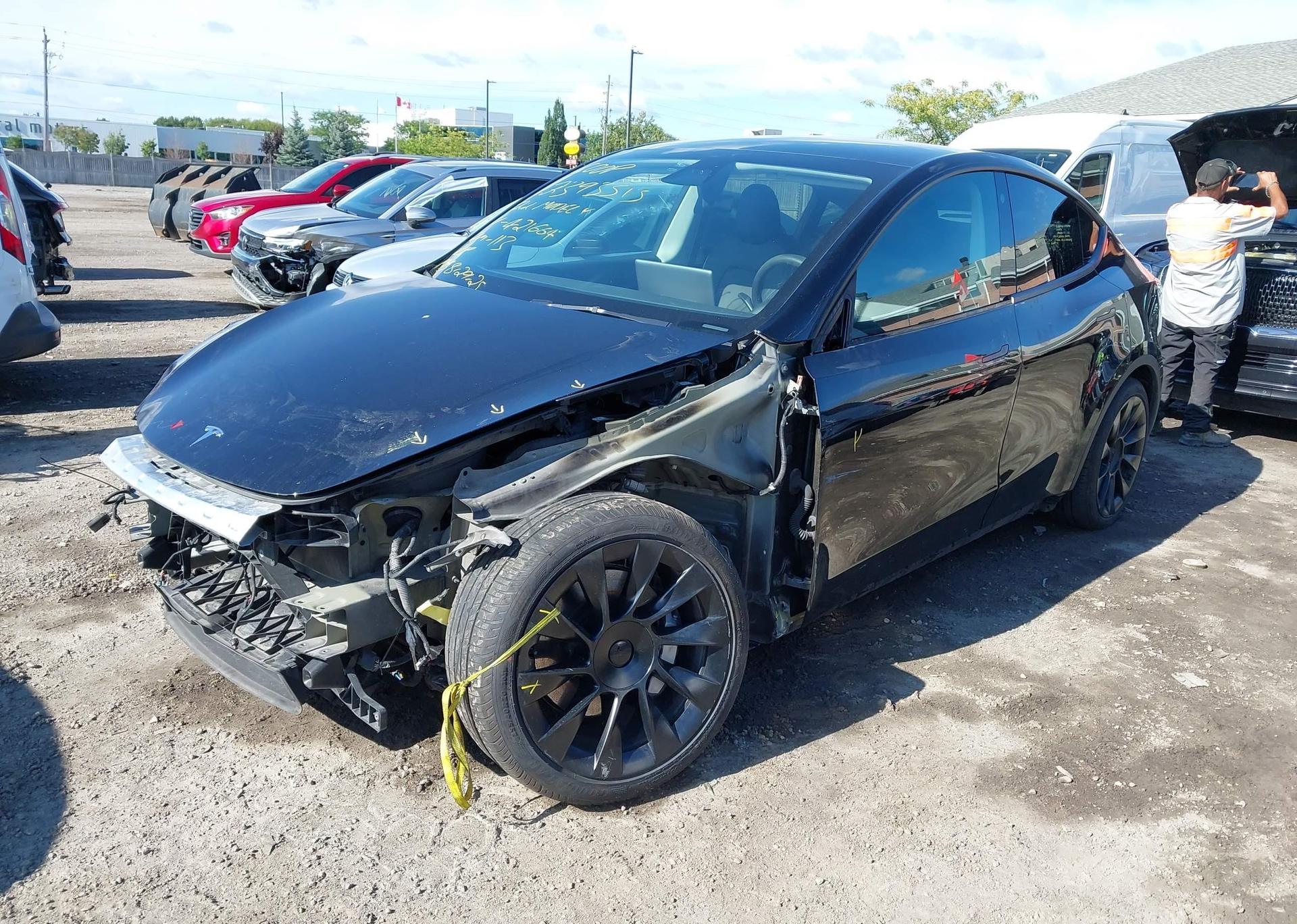 2022 TESLA MODEL Y LONG RANGE