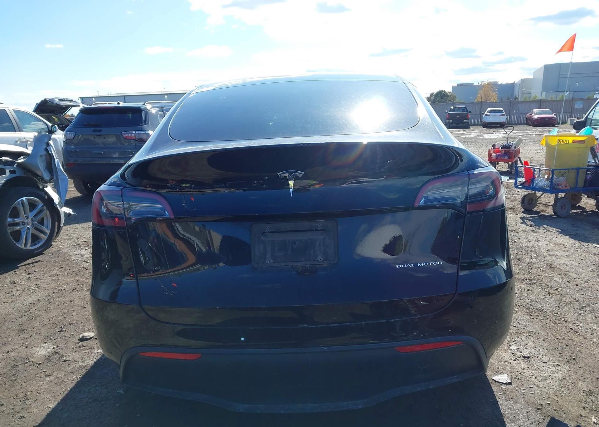 2022 TESLA MODEL Y LONG RANGE