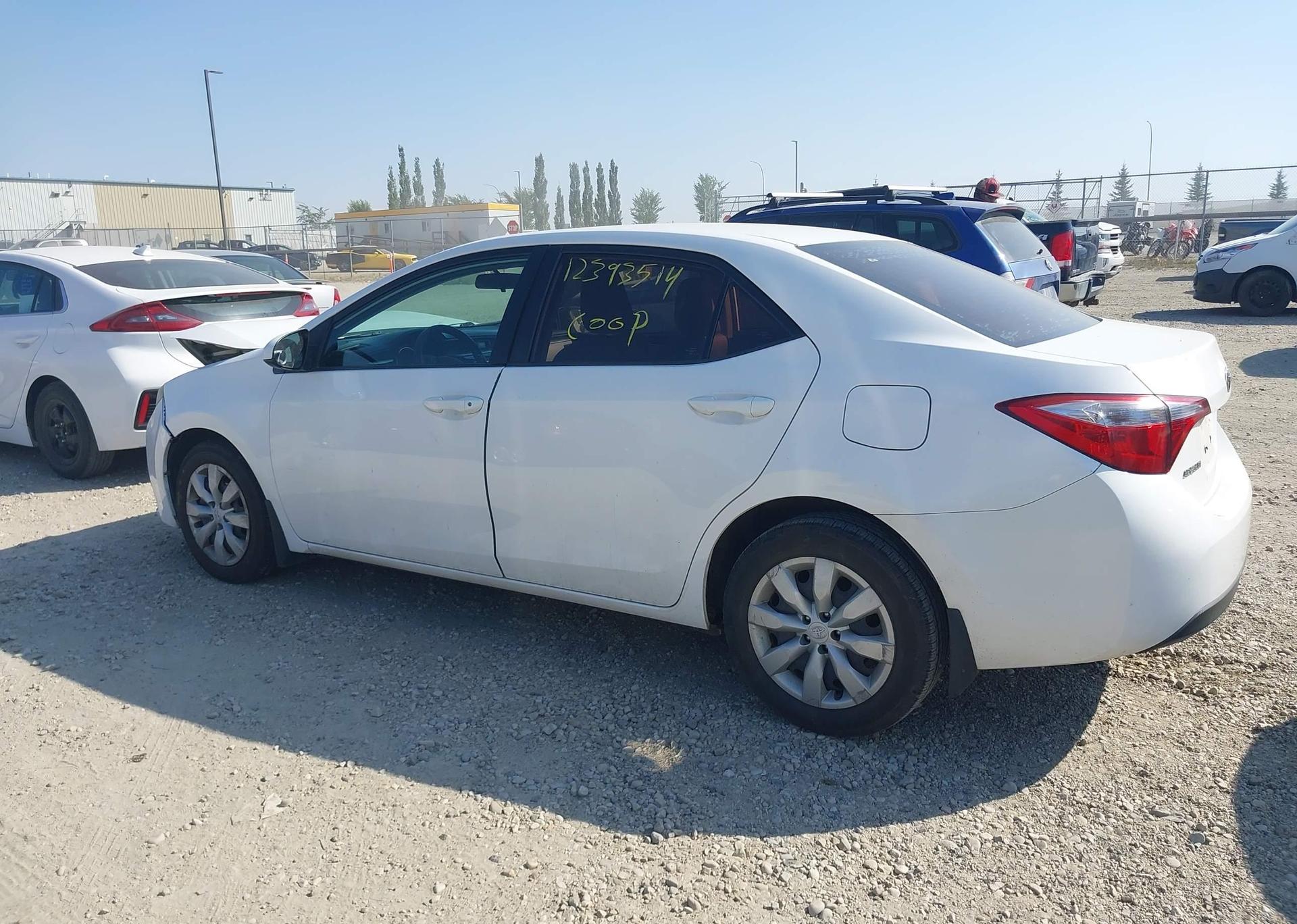 2015 TOYOTA COROLLA LE