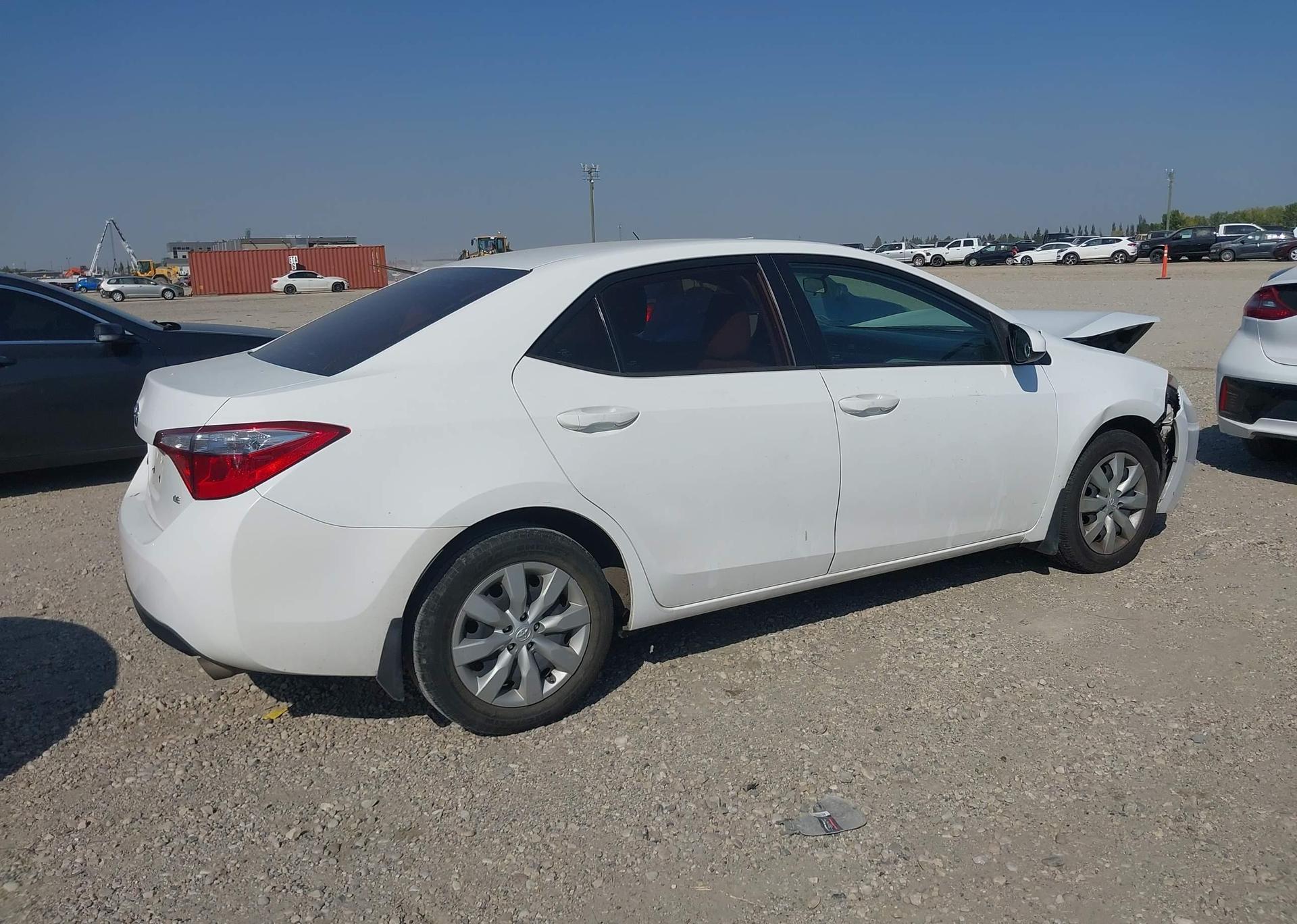 2015 TOYOTA COROLLA LE