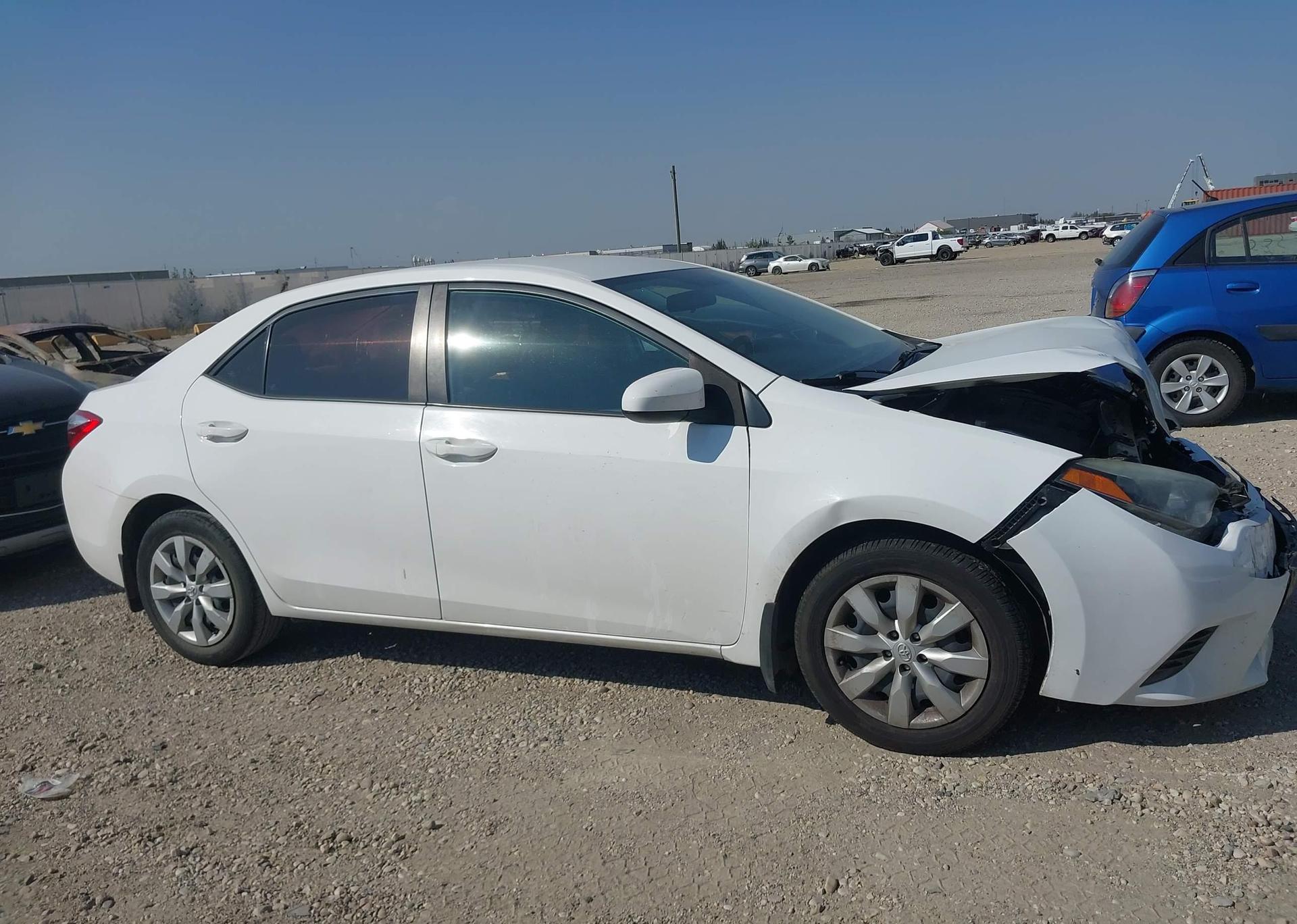 2015 TOYOTA COROLLA LE