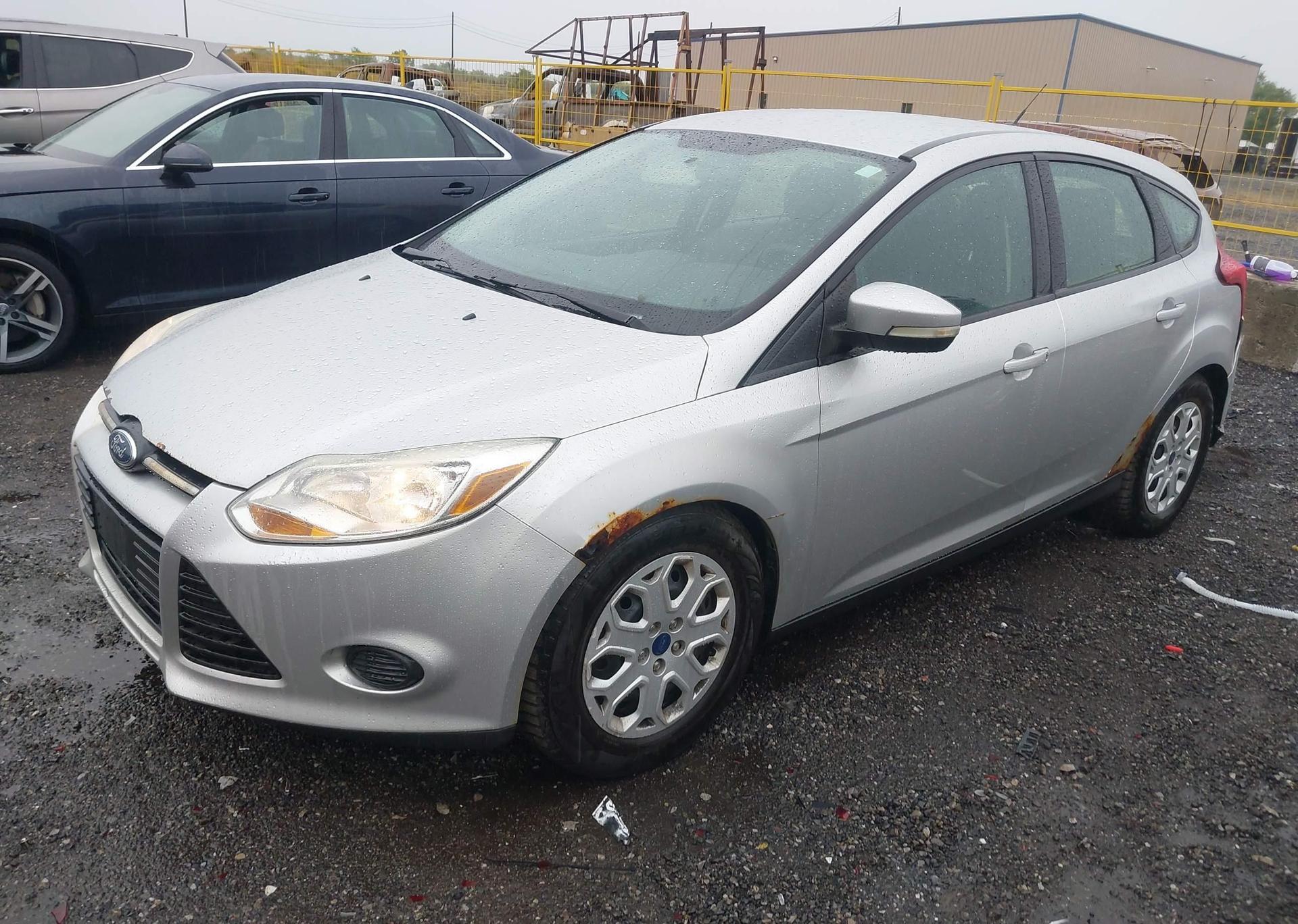 2013 FORD FOCUS SE