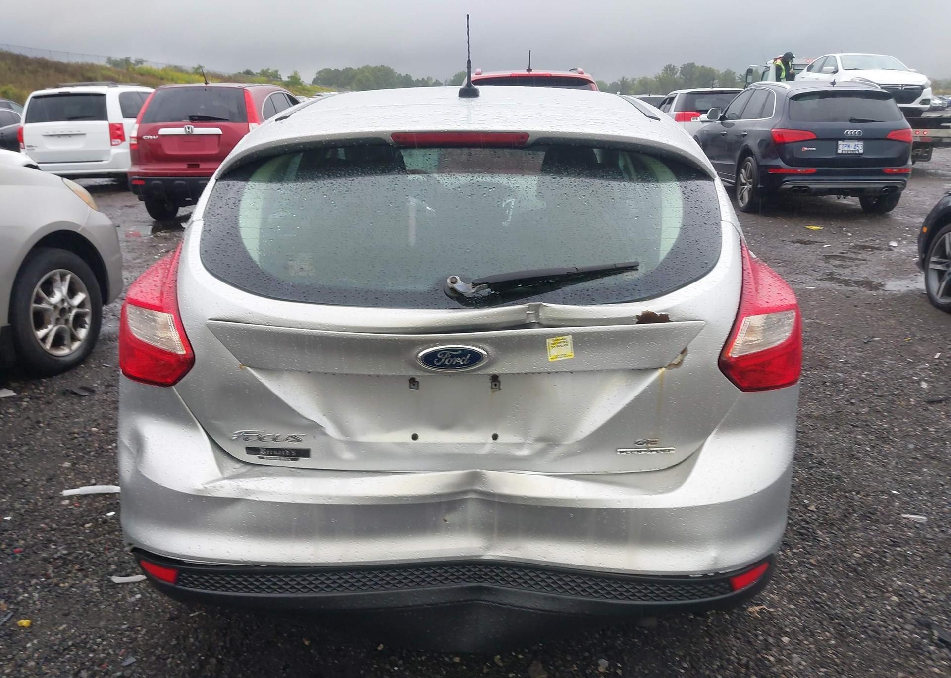 2013 FORD FOCUS SE