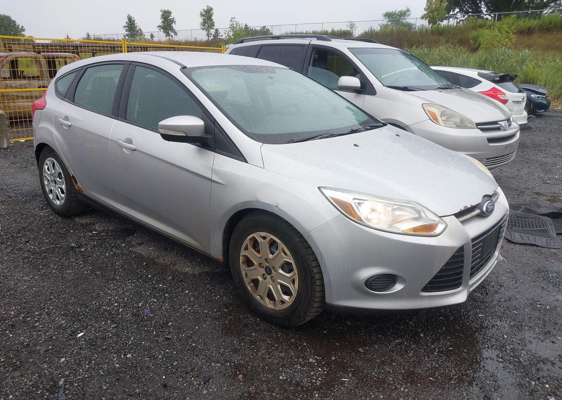 2013 FORD FOCUS SE