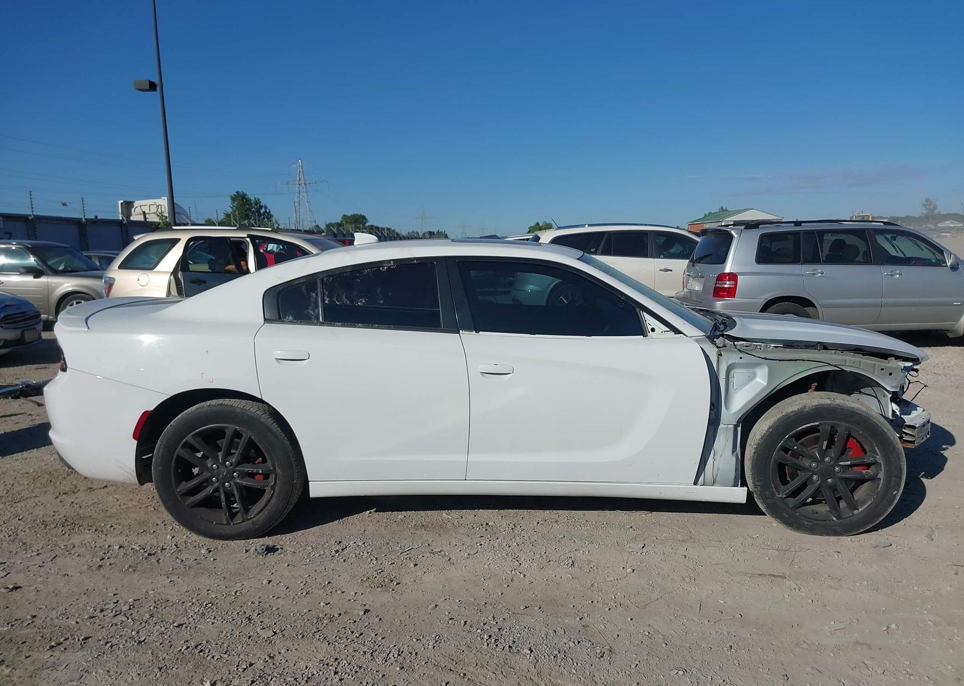 2019 DODGE CHARGER SXT