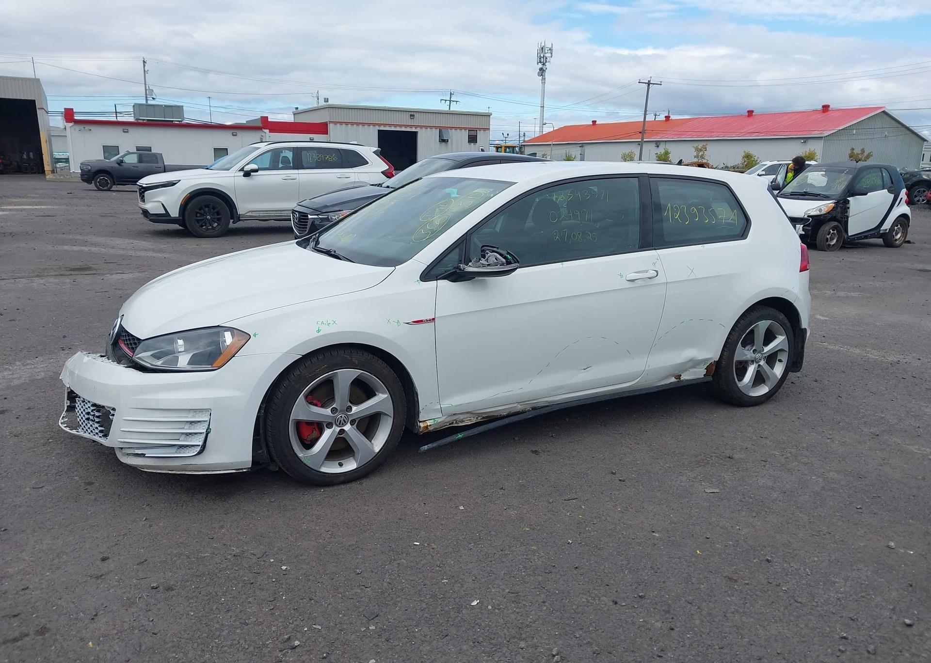 2016 VOLKSWAGEN GOLF GTI 3-DOOR