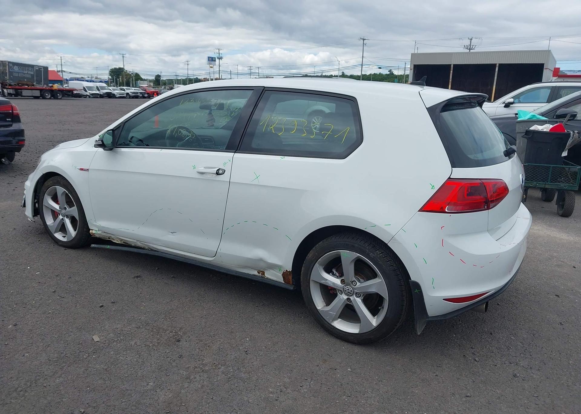 2016 VOLKSWAGEN GOLF GTI 3-DOOR
