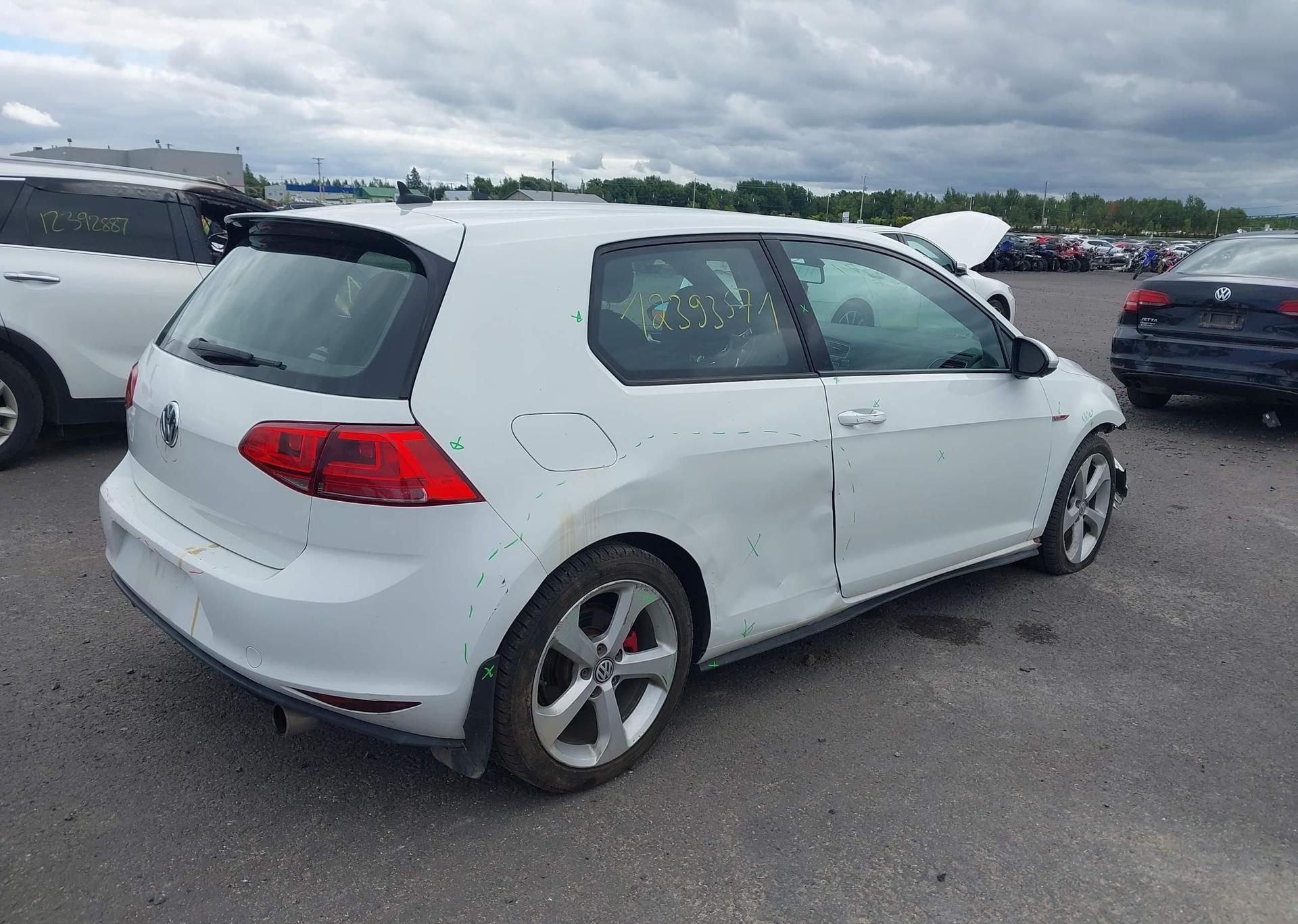 2016 VOLKSWAGEN GOLF GTI 3-DOOR