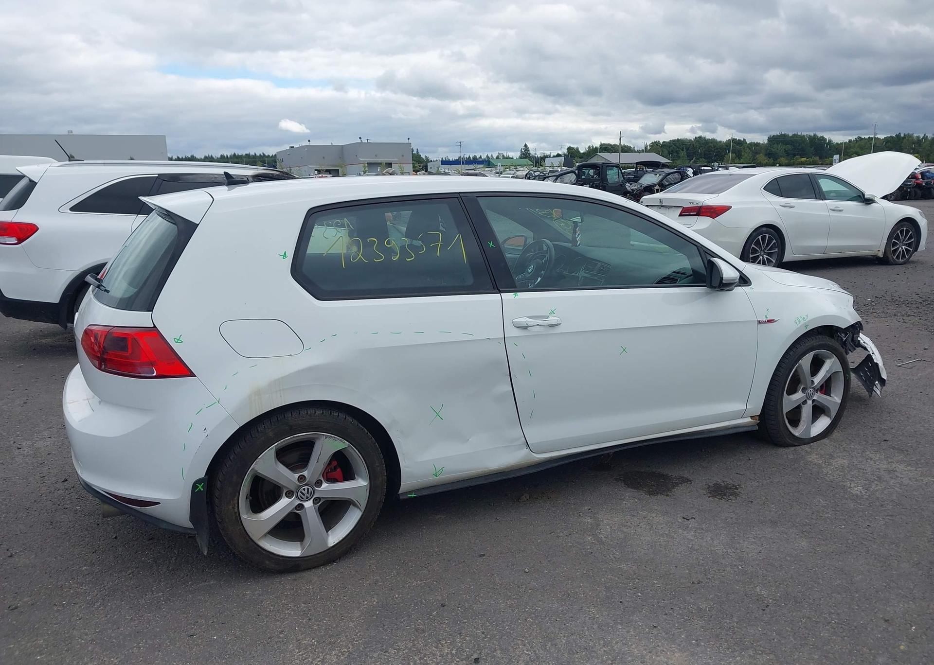 2016 VOLKSWAGEN GOLF GTI 3-DOOR