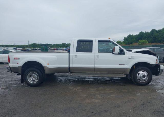 2005 FORD F-350 LARIAT