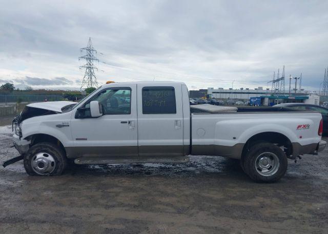 2005 FORD F-350 LARIAT