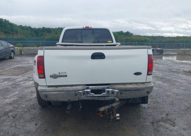 2005 FORD F-350 LARIAT
