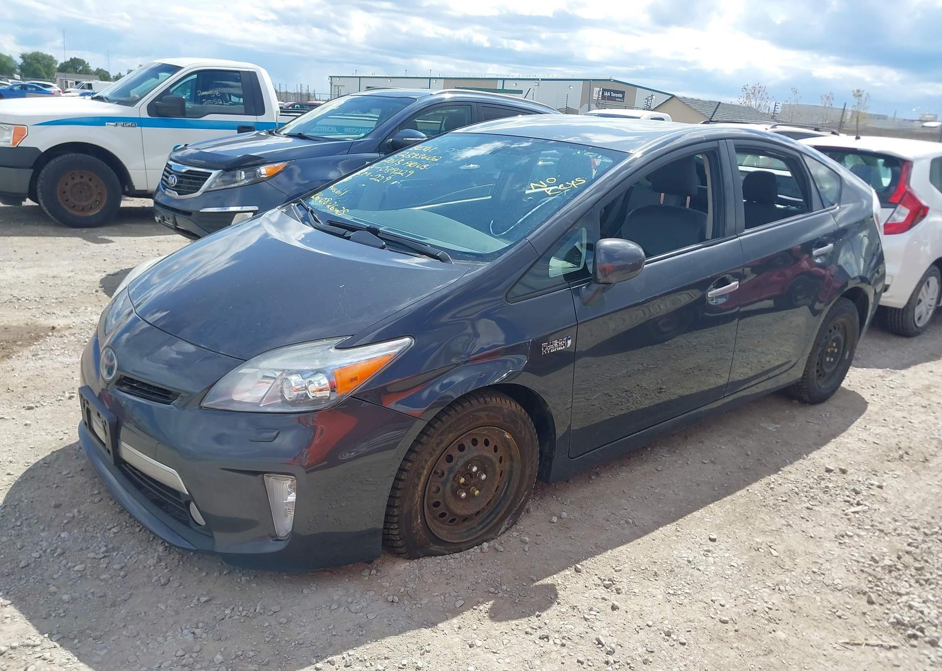 2013 TOYOTA PRIUS PLUG-IN
