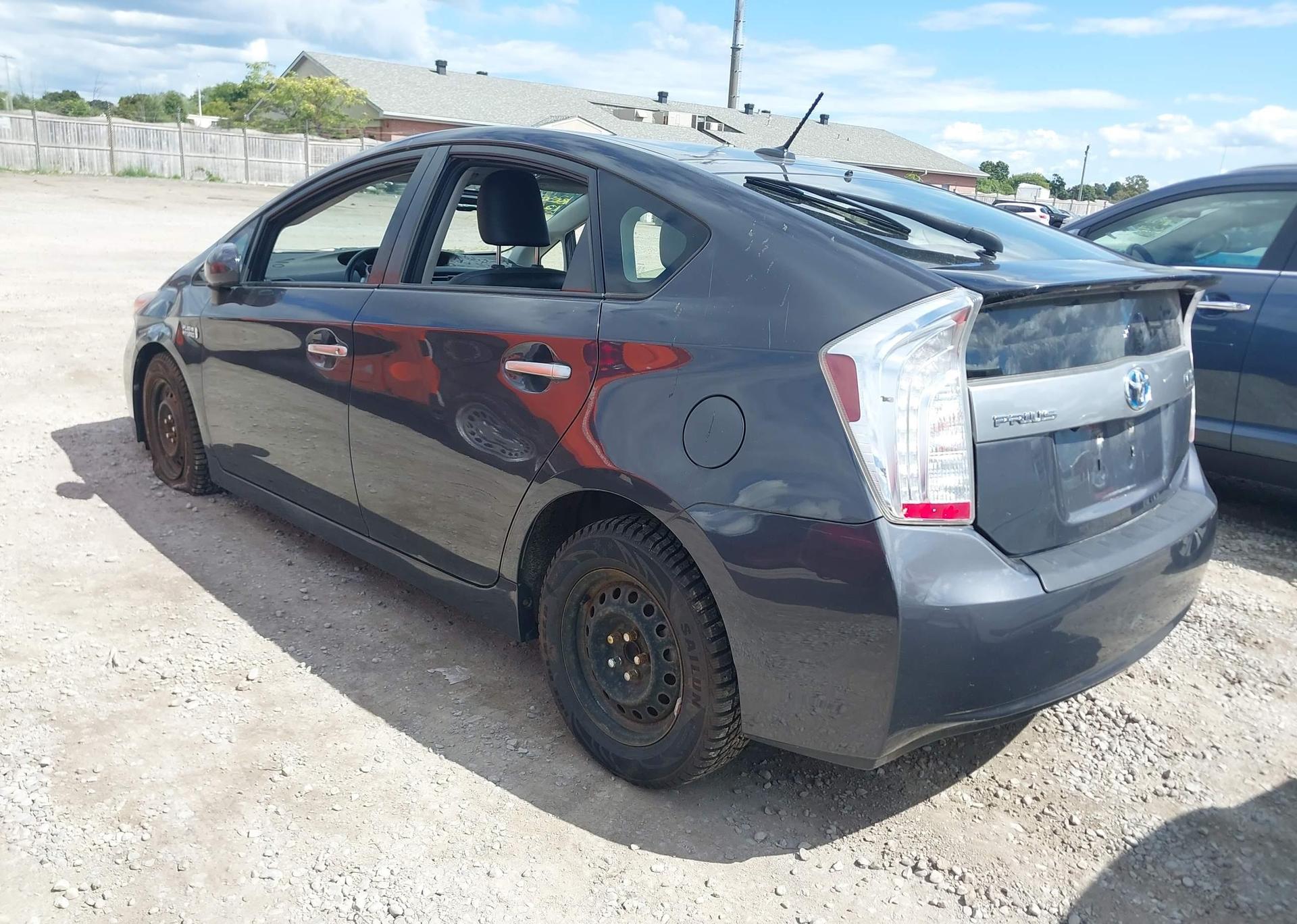 2013 TOYOTA PRIUS PLUG-IN