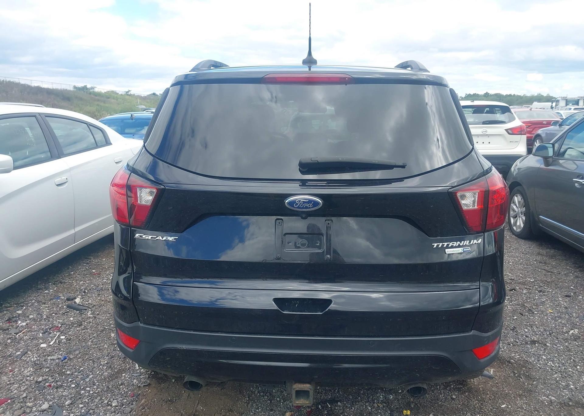 2019 FORD ESCAPE TITANIUM