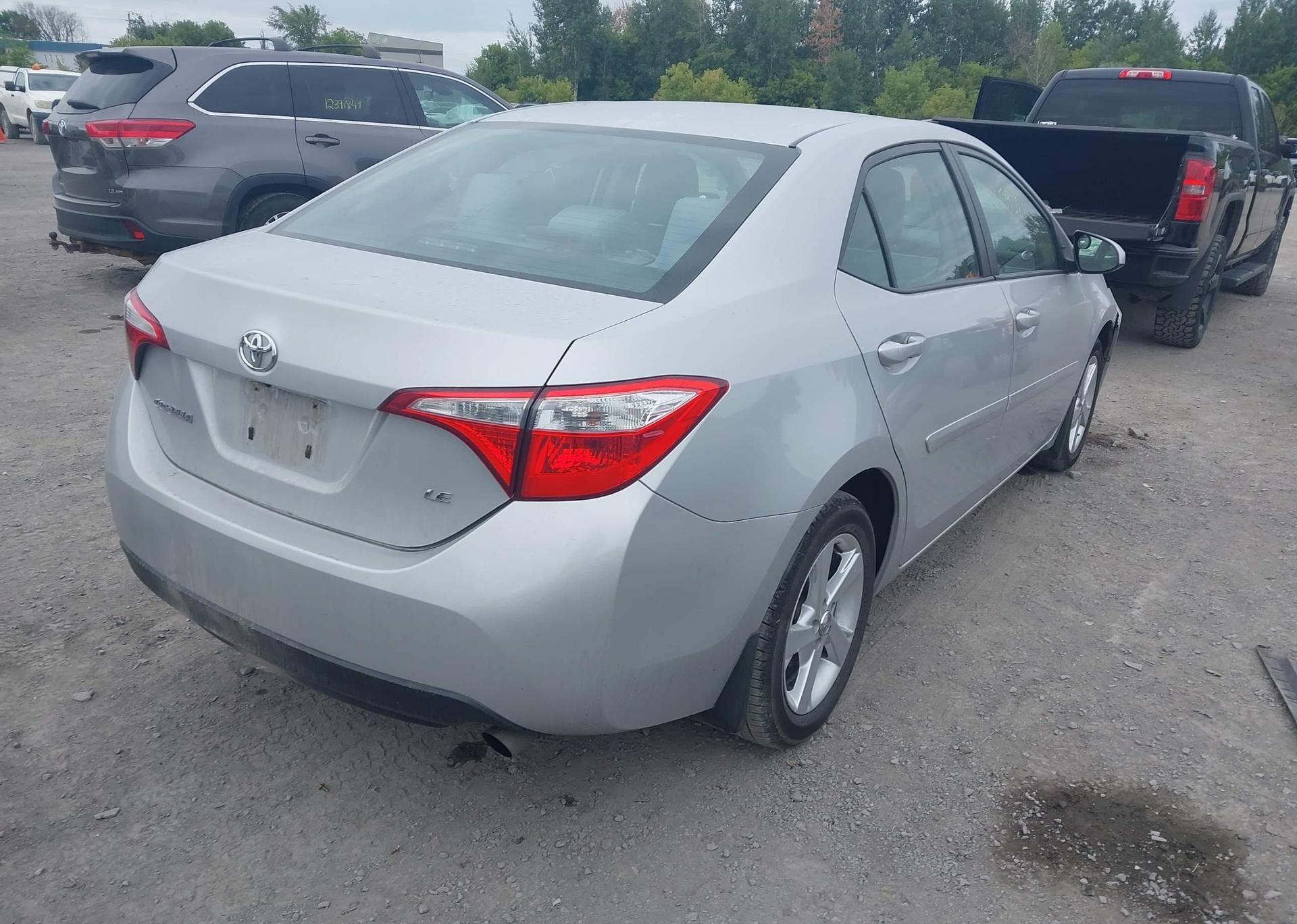 2015 TOYOTA COROLLA LE