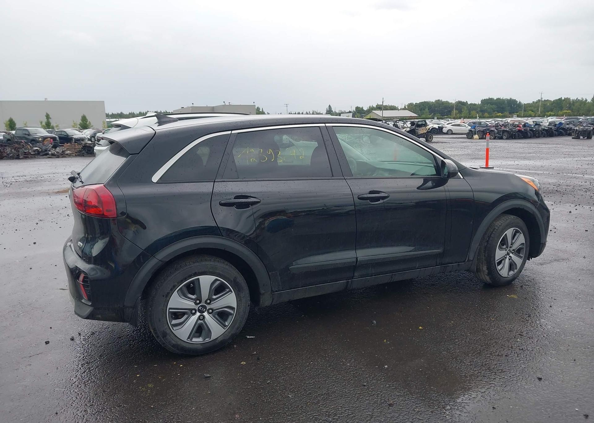 2020 KIA NIRO LX