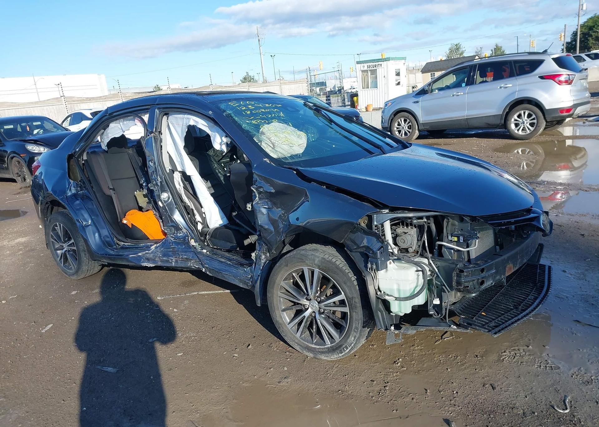 2018 TOYOTA COROLLA LE