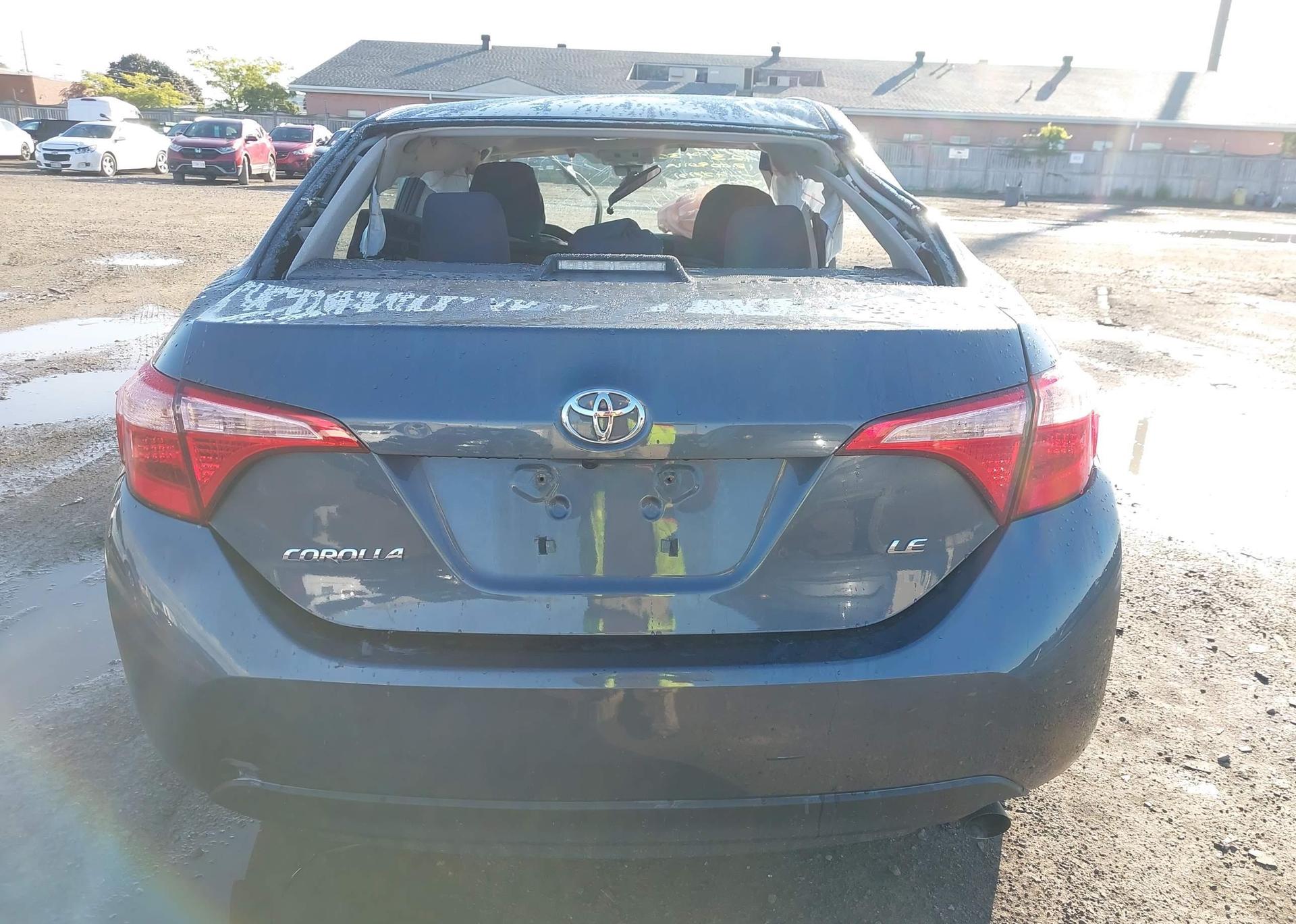 2018 TOYOTA COROLLA LE