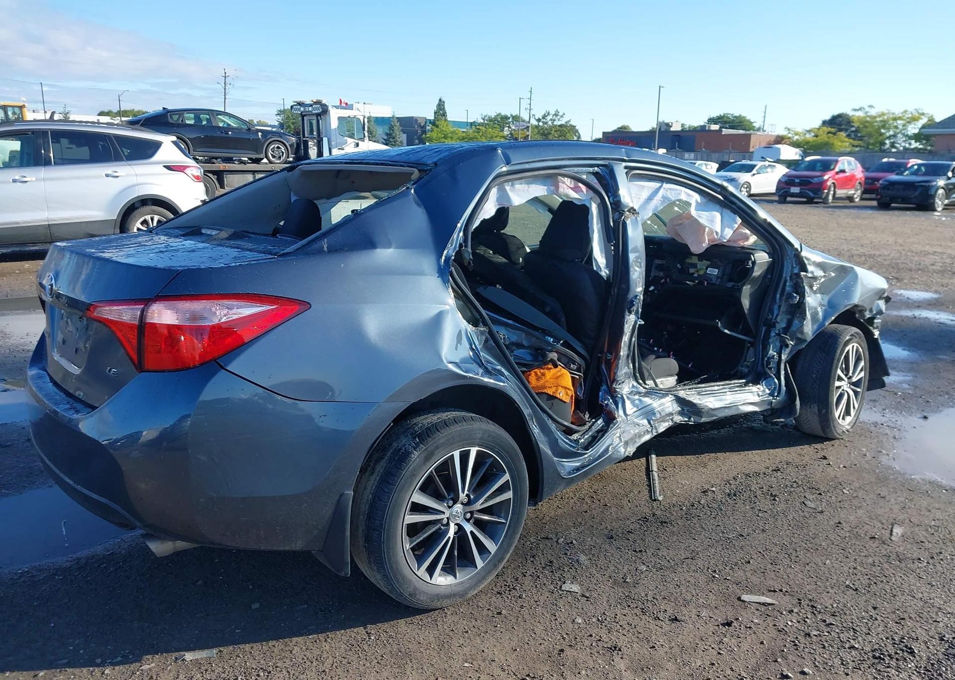 2018 TOYOTA COROLLA LE