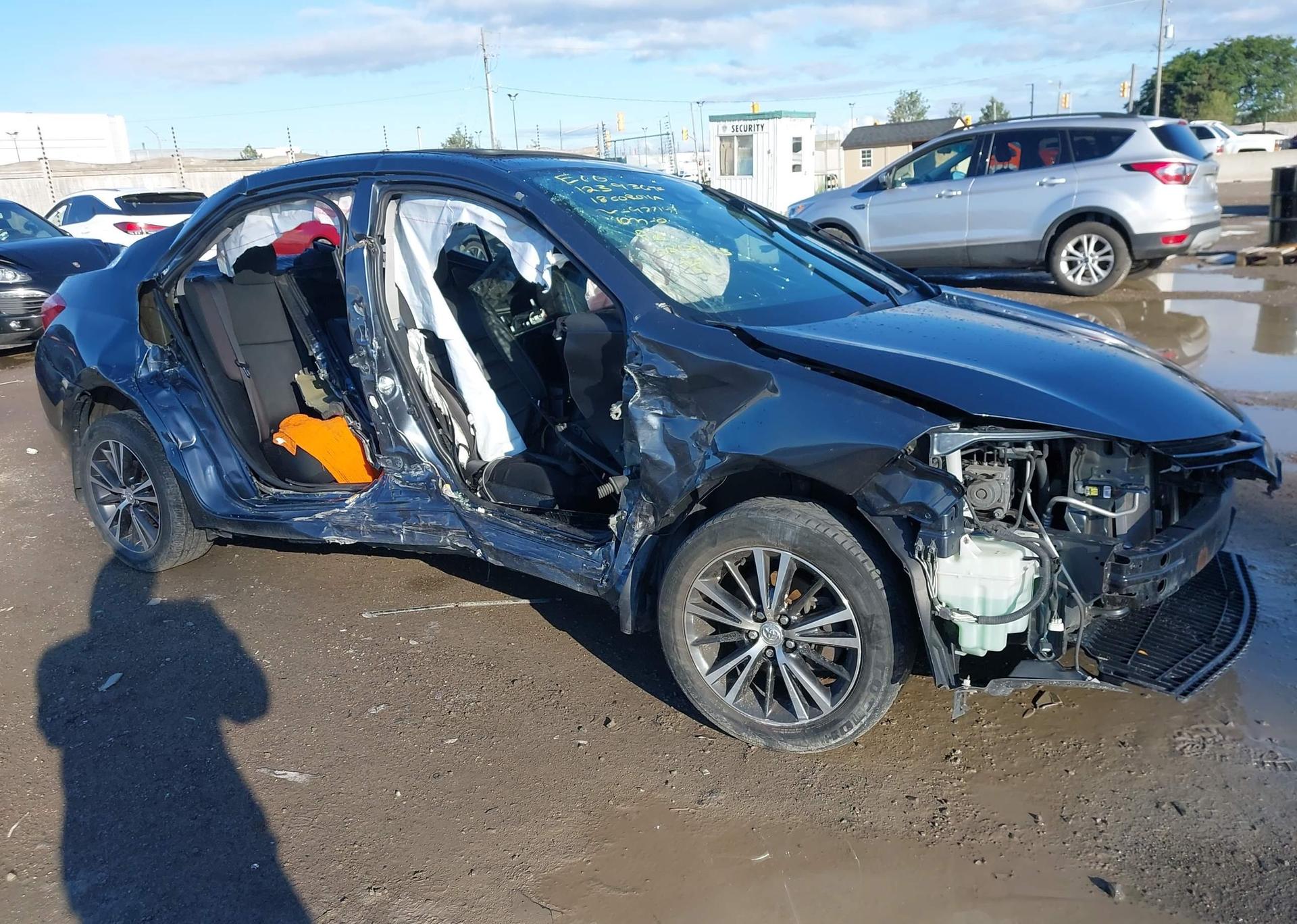 2018 TOYOTA COROLLA LE