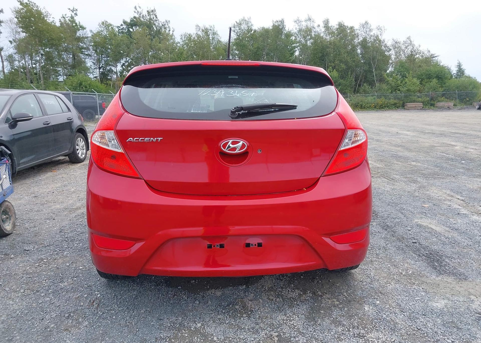 2016 HYUNDAI ACCENT GL