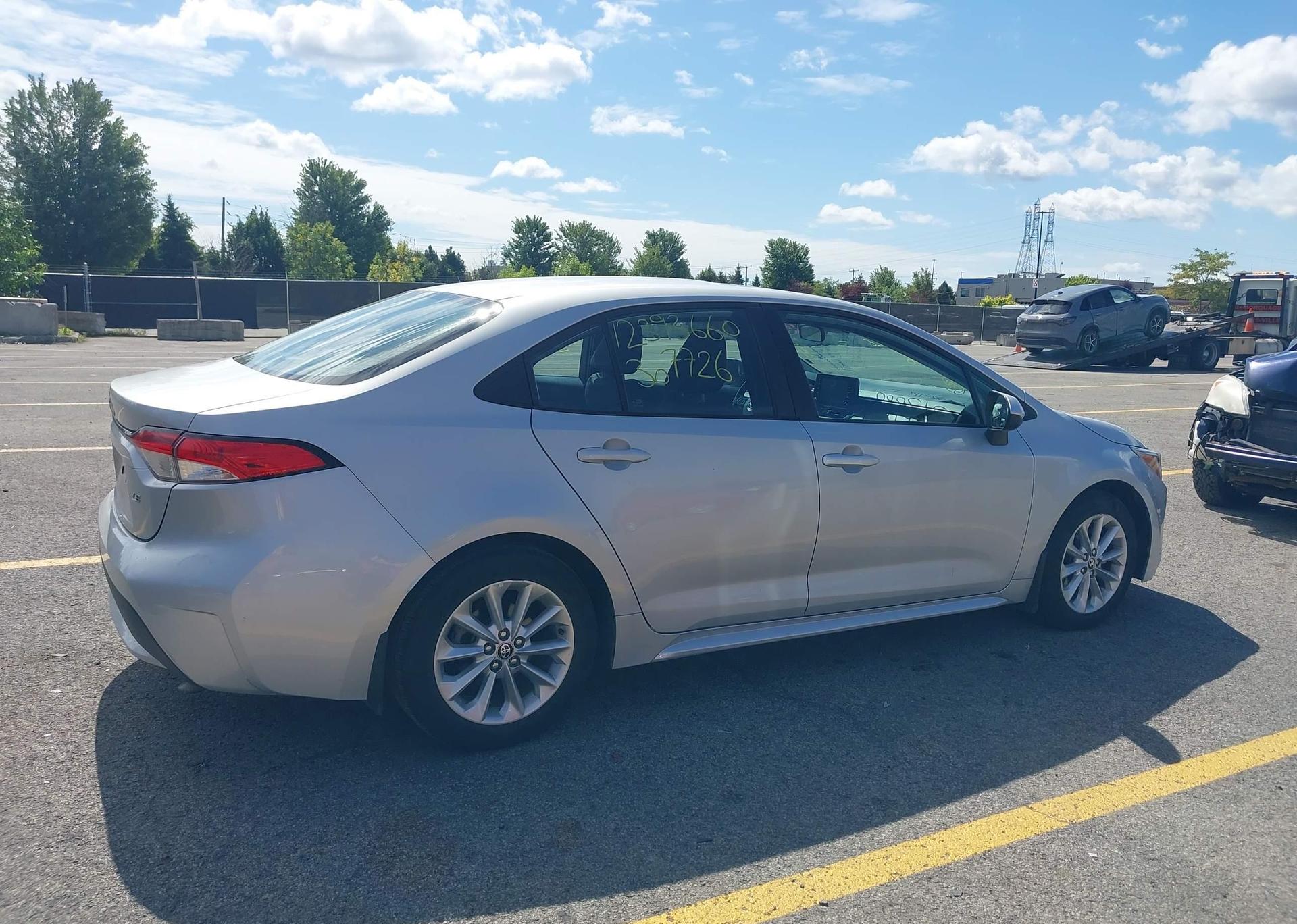 2022 TOYOTA COROLLA LE