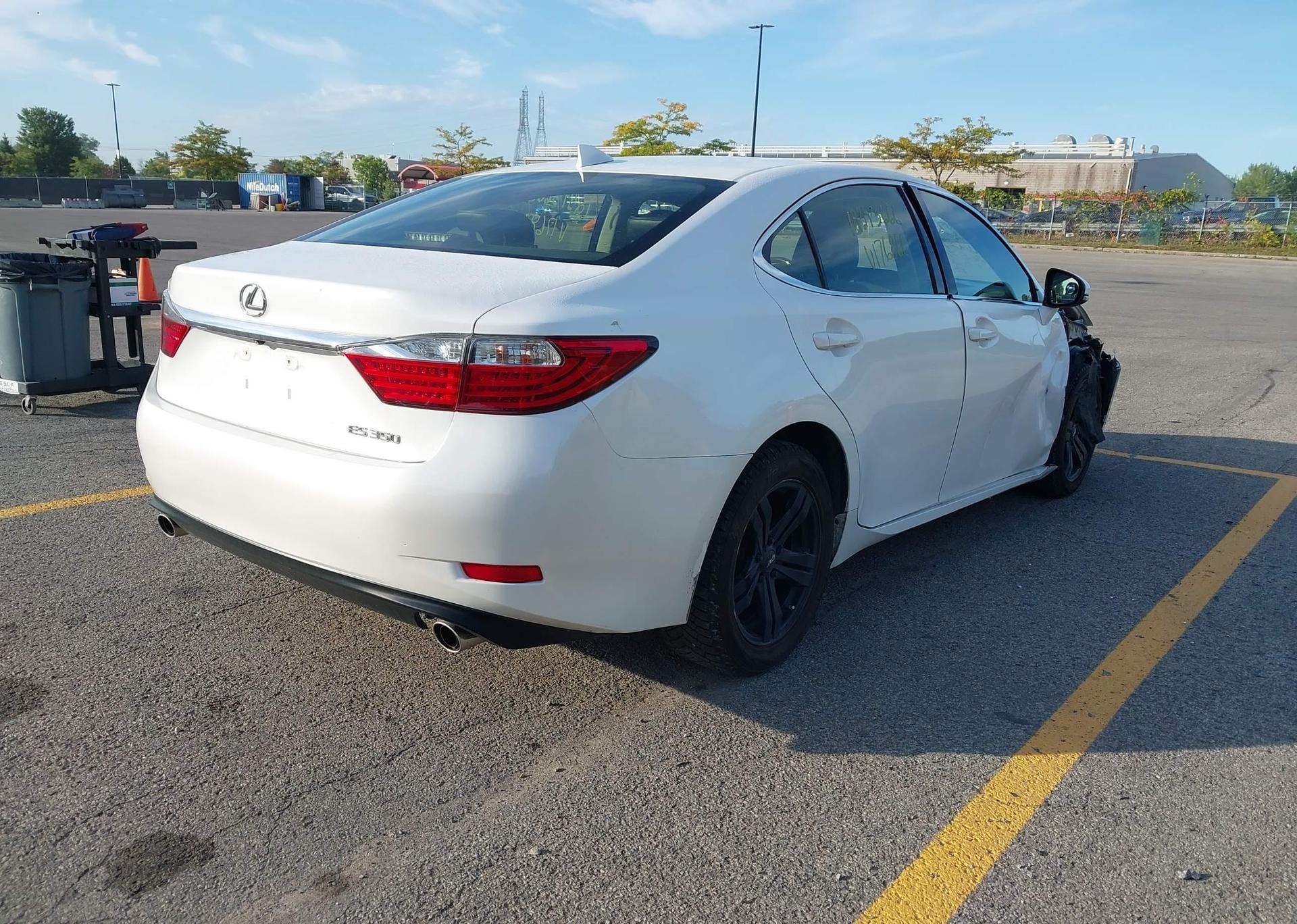2015 LEXUS ES 350