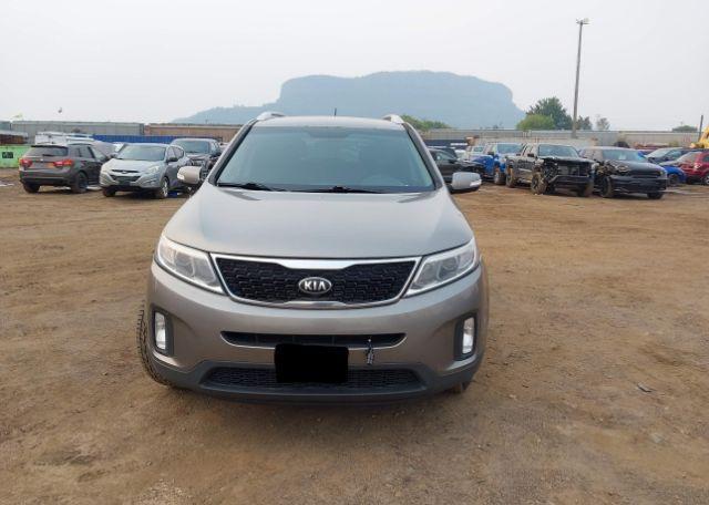 2015 KIA SORENTO LX