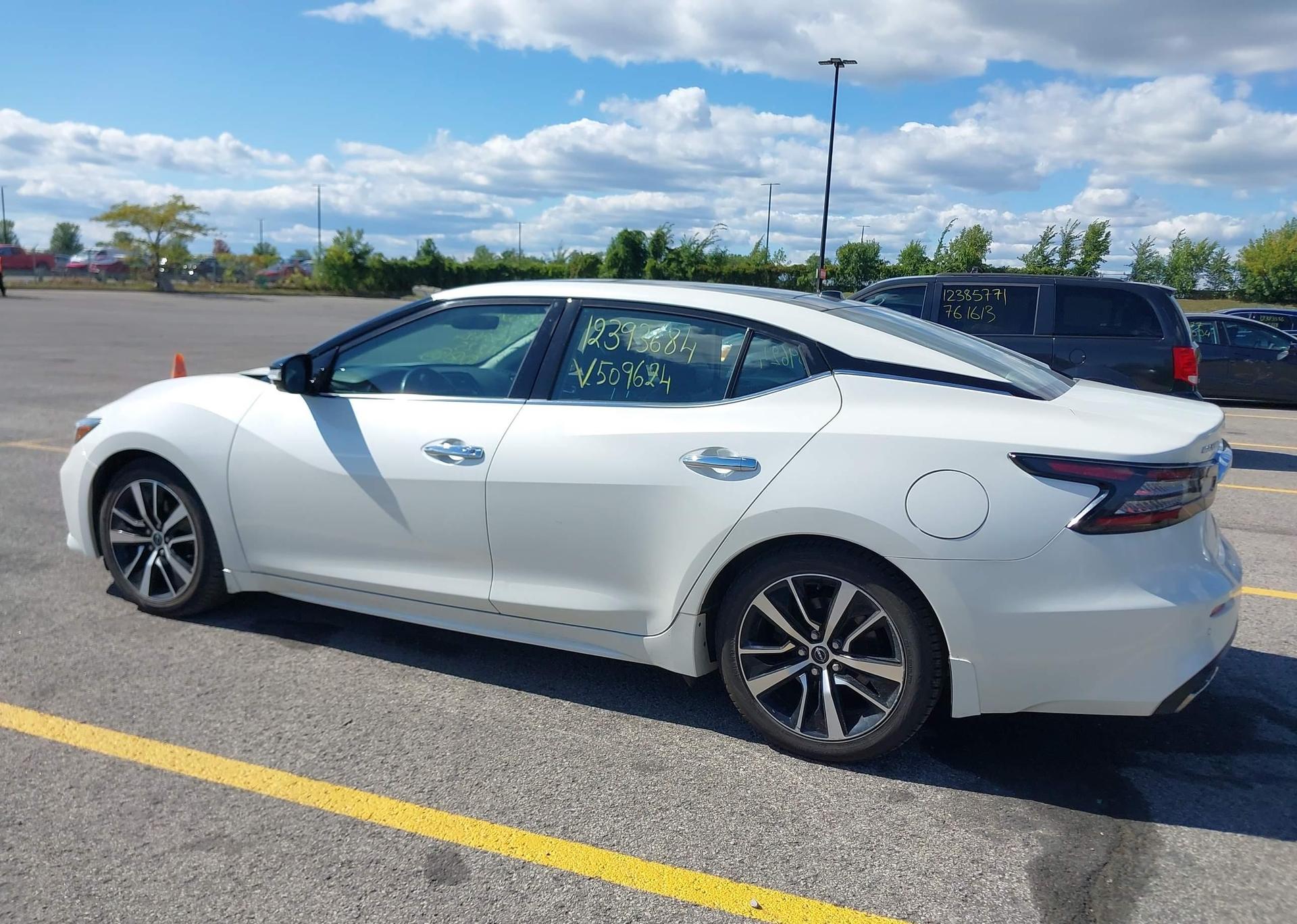 2023 NISSAN MAXIMA SL