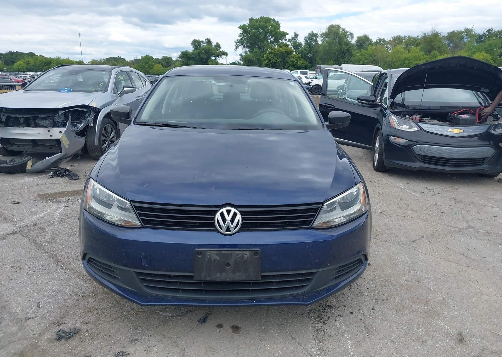 2013 VOLKSWAGEN JETTA S