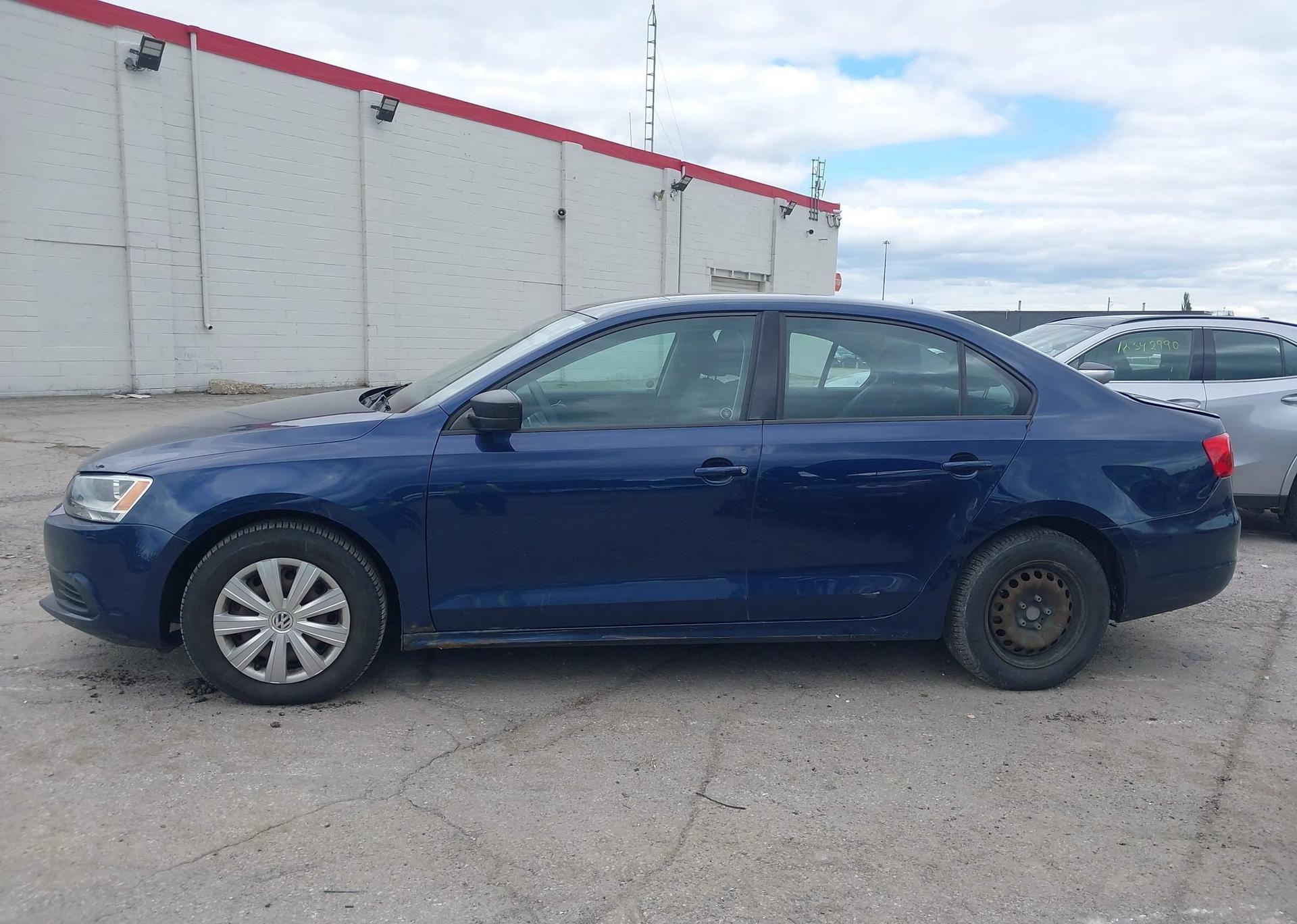 2013 VOLKSWAGEN JETTA S