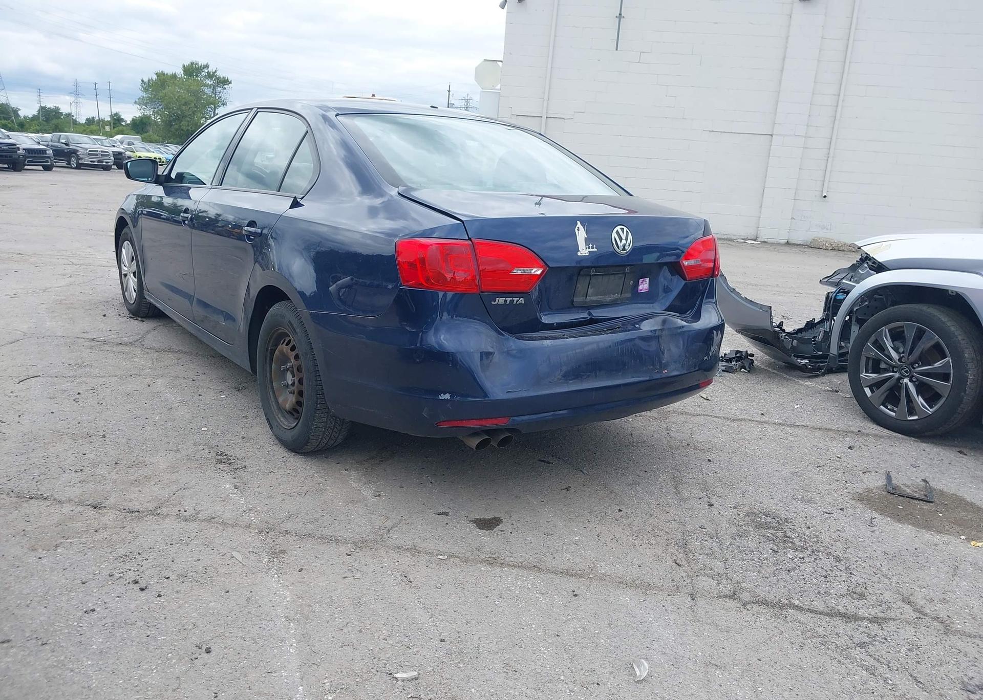 2013 VOLKSWAGEN JETTA S