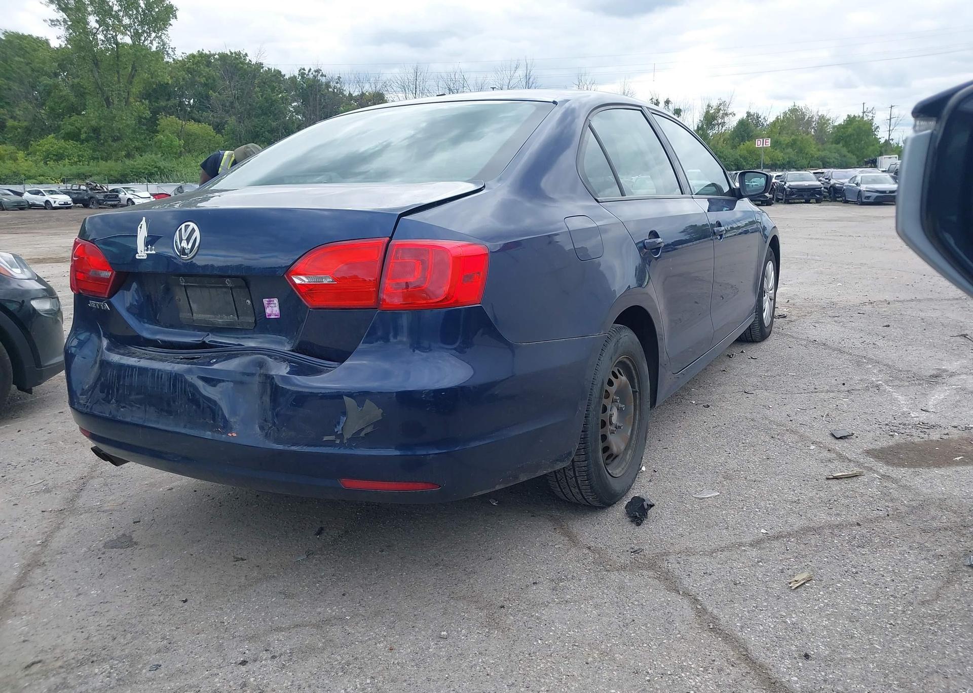 2013 VOLKSWAGEN JETTA S