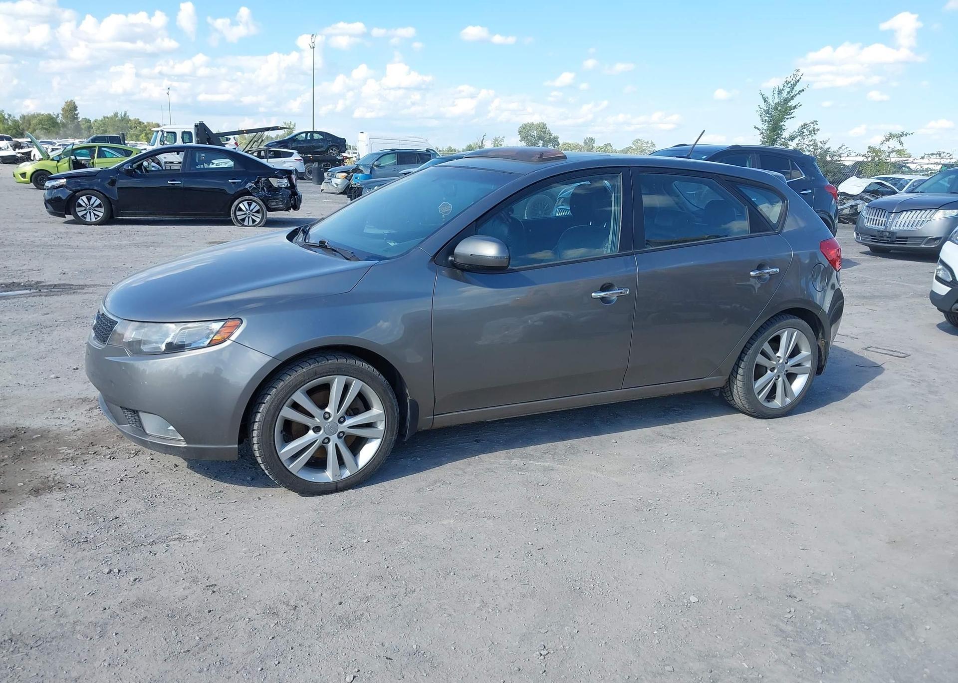 2011 KIA FORTE SX