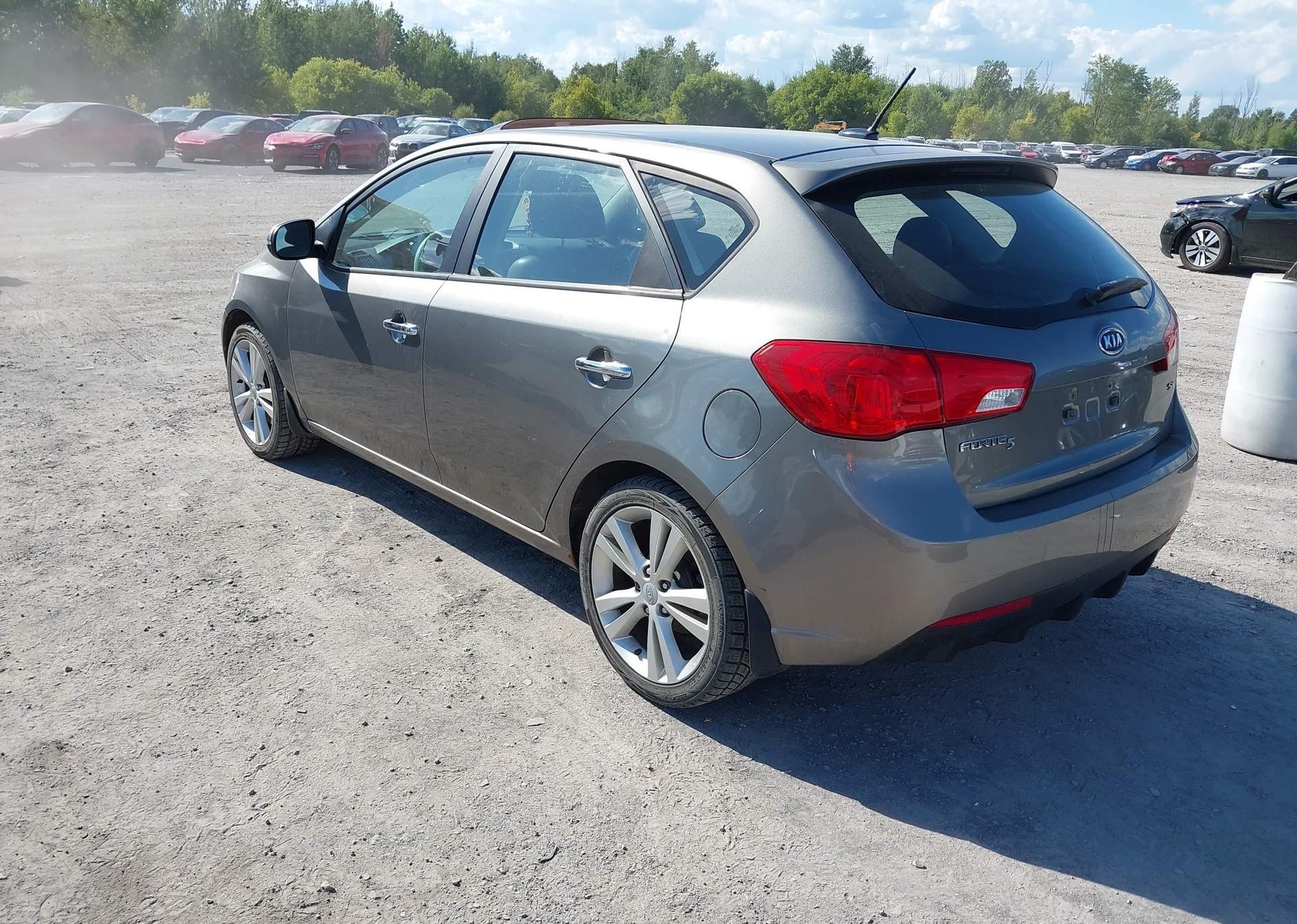 2011 KIA FORTE SX