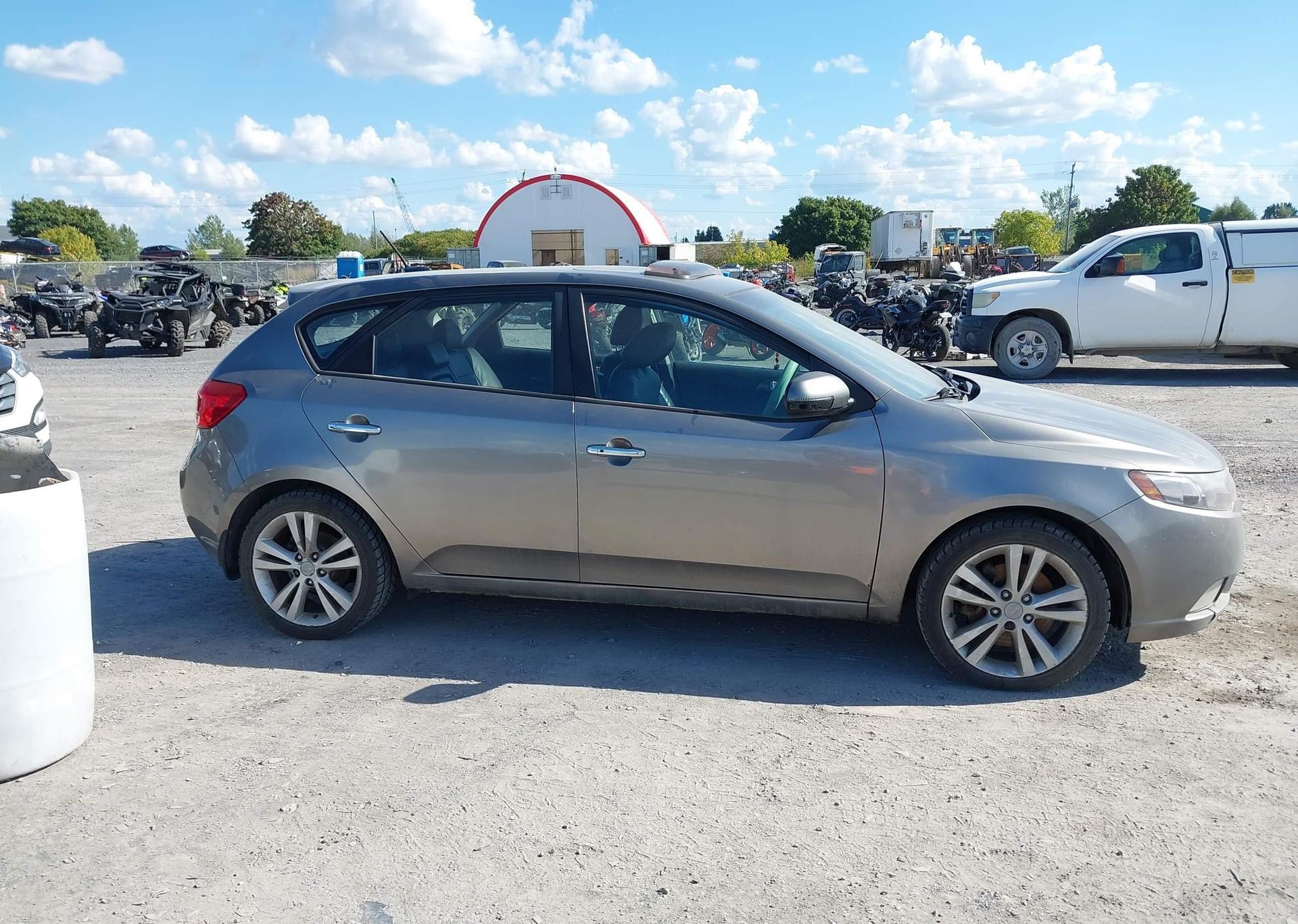 2011 KIA FORTE SX