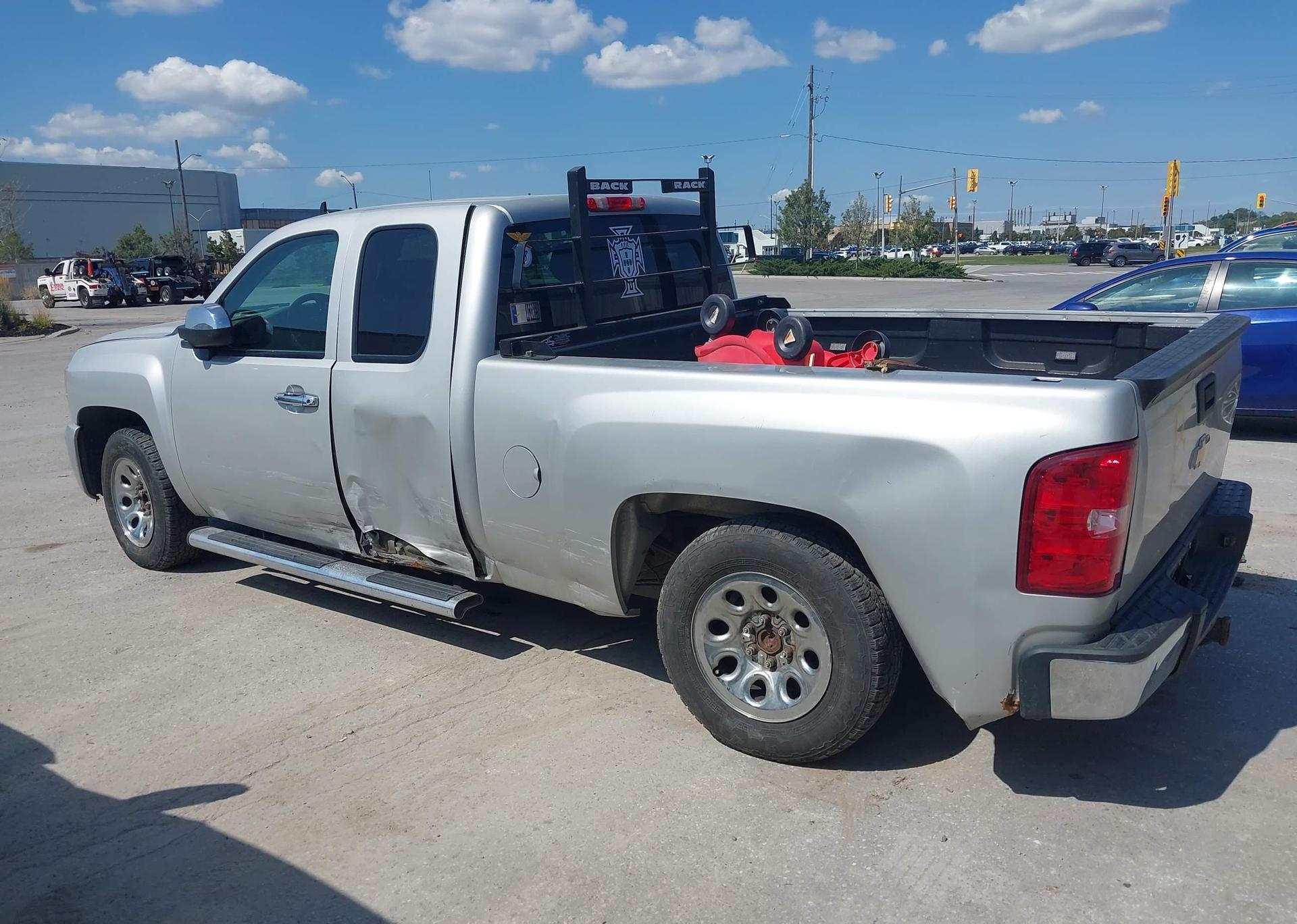 2011 CHEVROLET SILVERADO 1500 LS