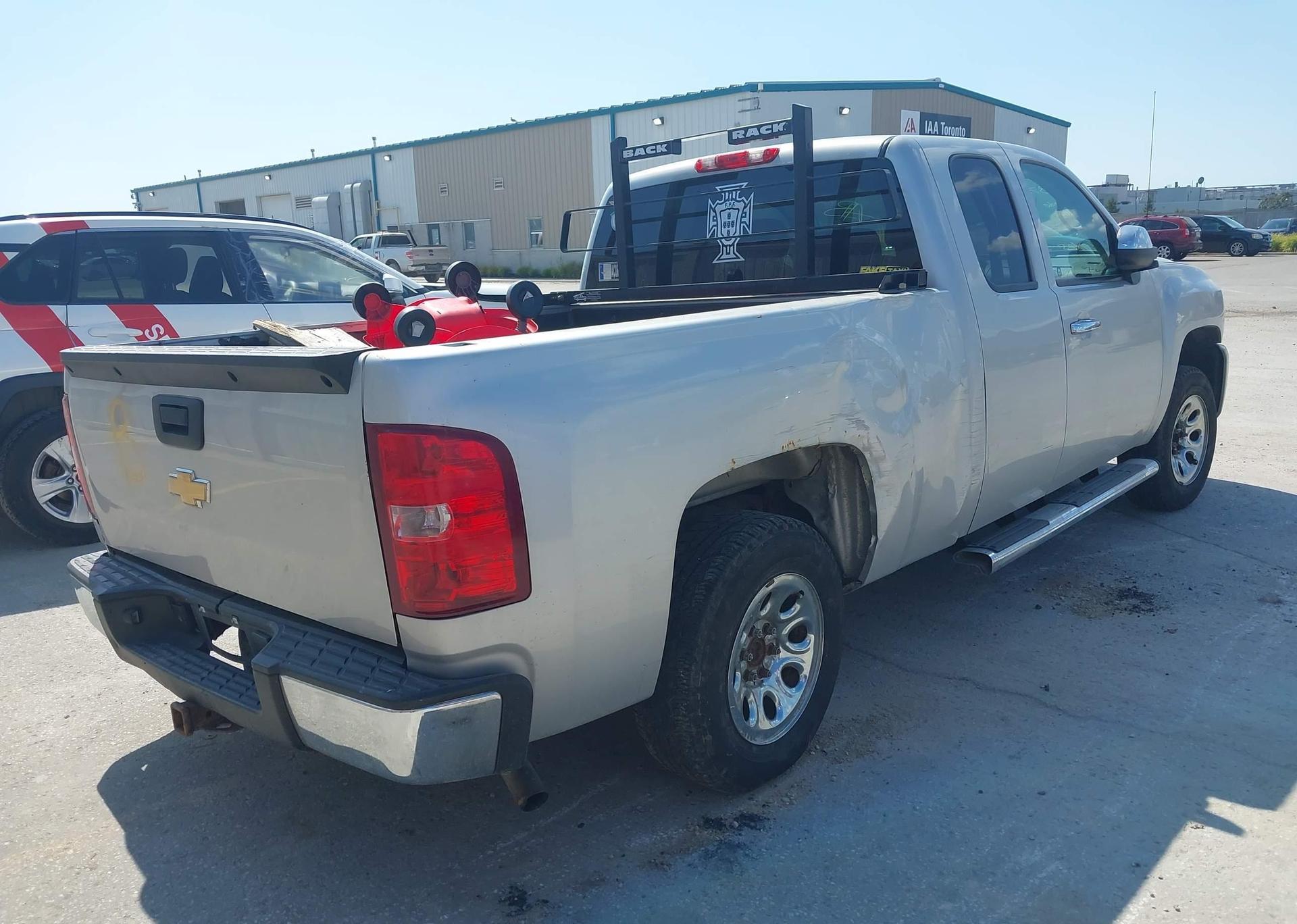 2011 CHEVROLET SILVERADO 1500 LS
