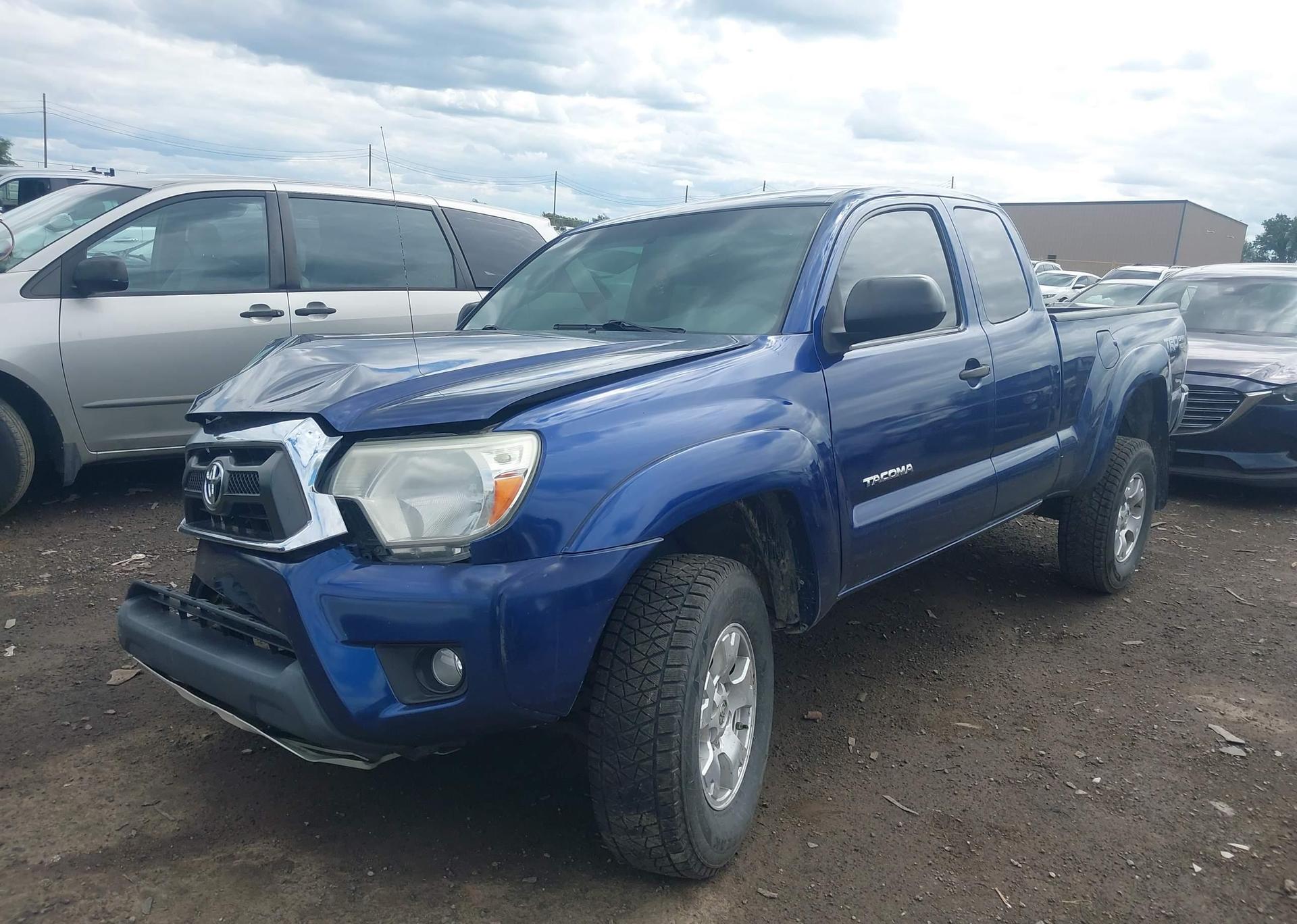 2014 TOYOTA TACOMA BASE V6