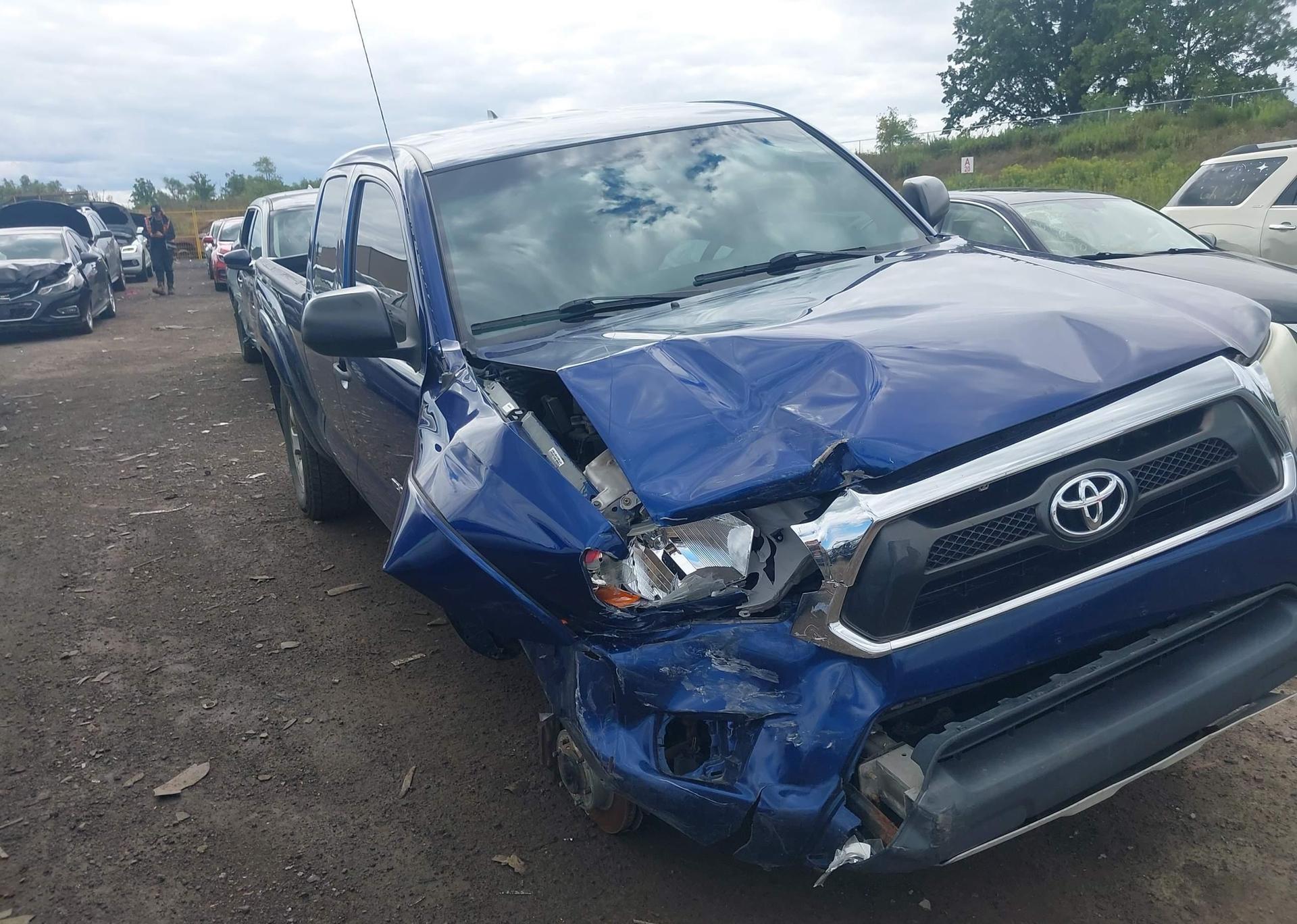 2014 TOYOTA TACOMA BASE V6