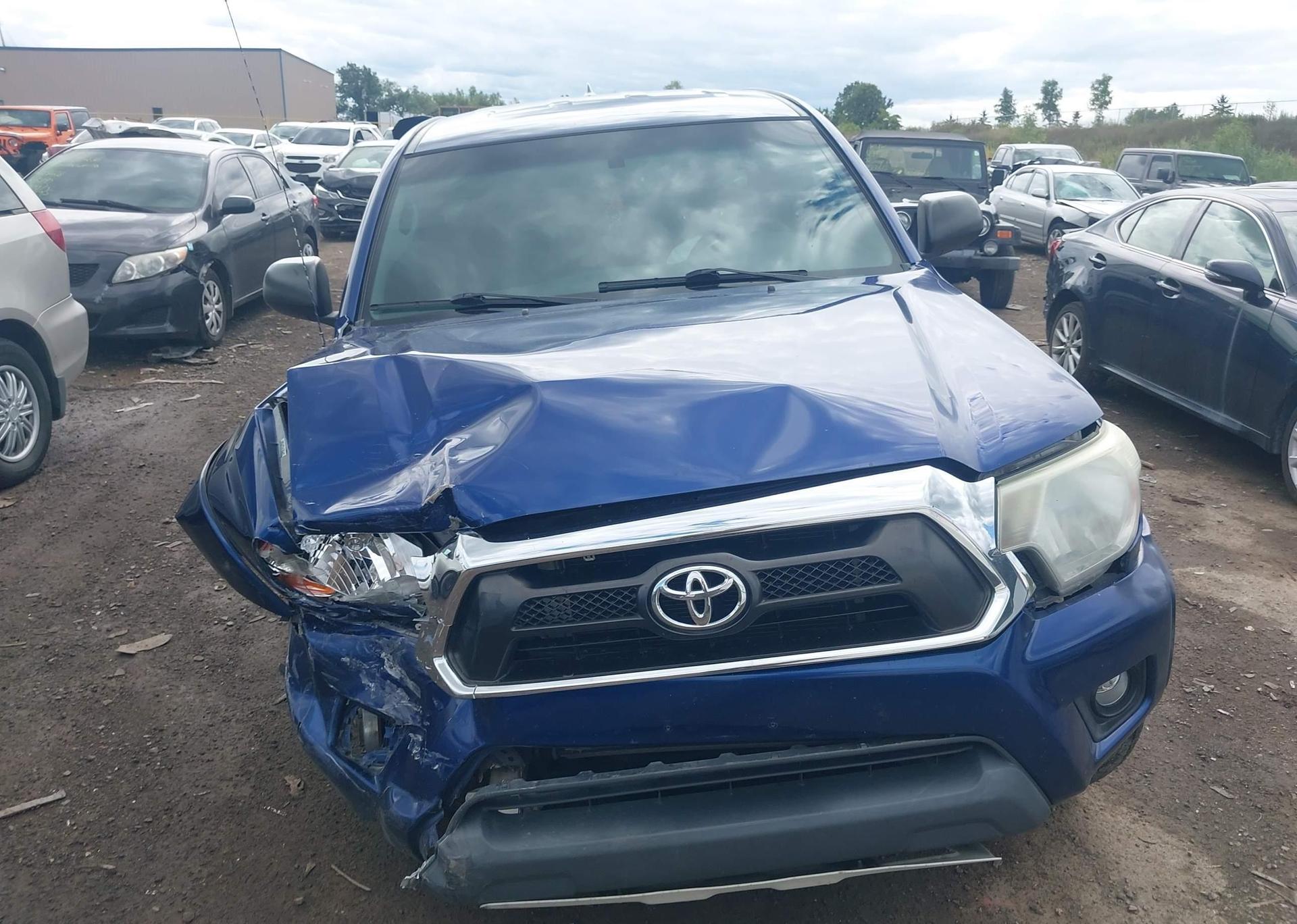 2014 TOYOTA TACOMA BASE V6