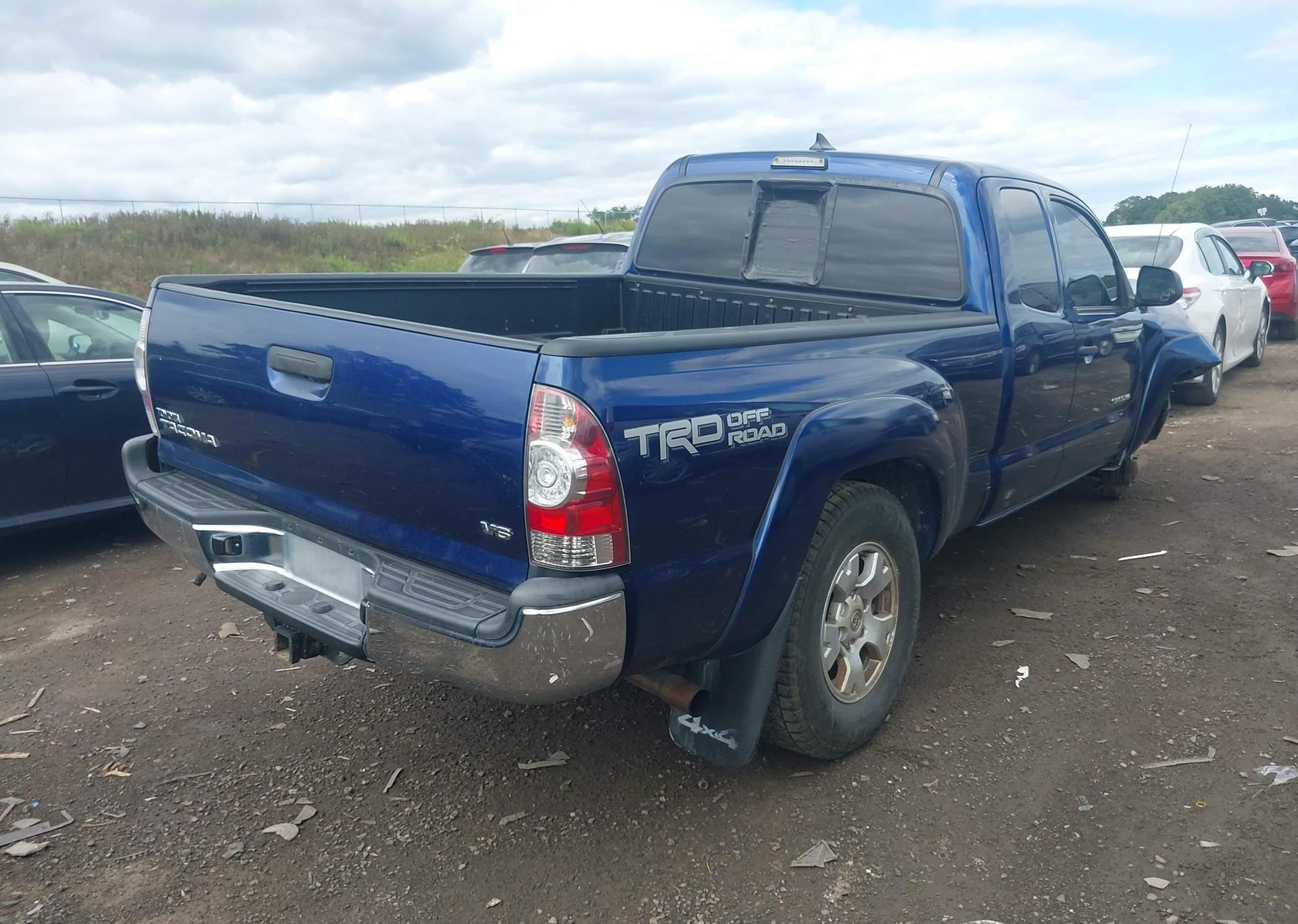 2014 TOYOTA TACOMA BASE V6